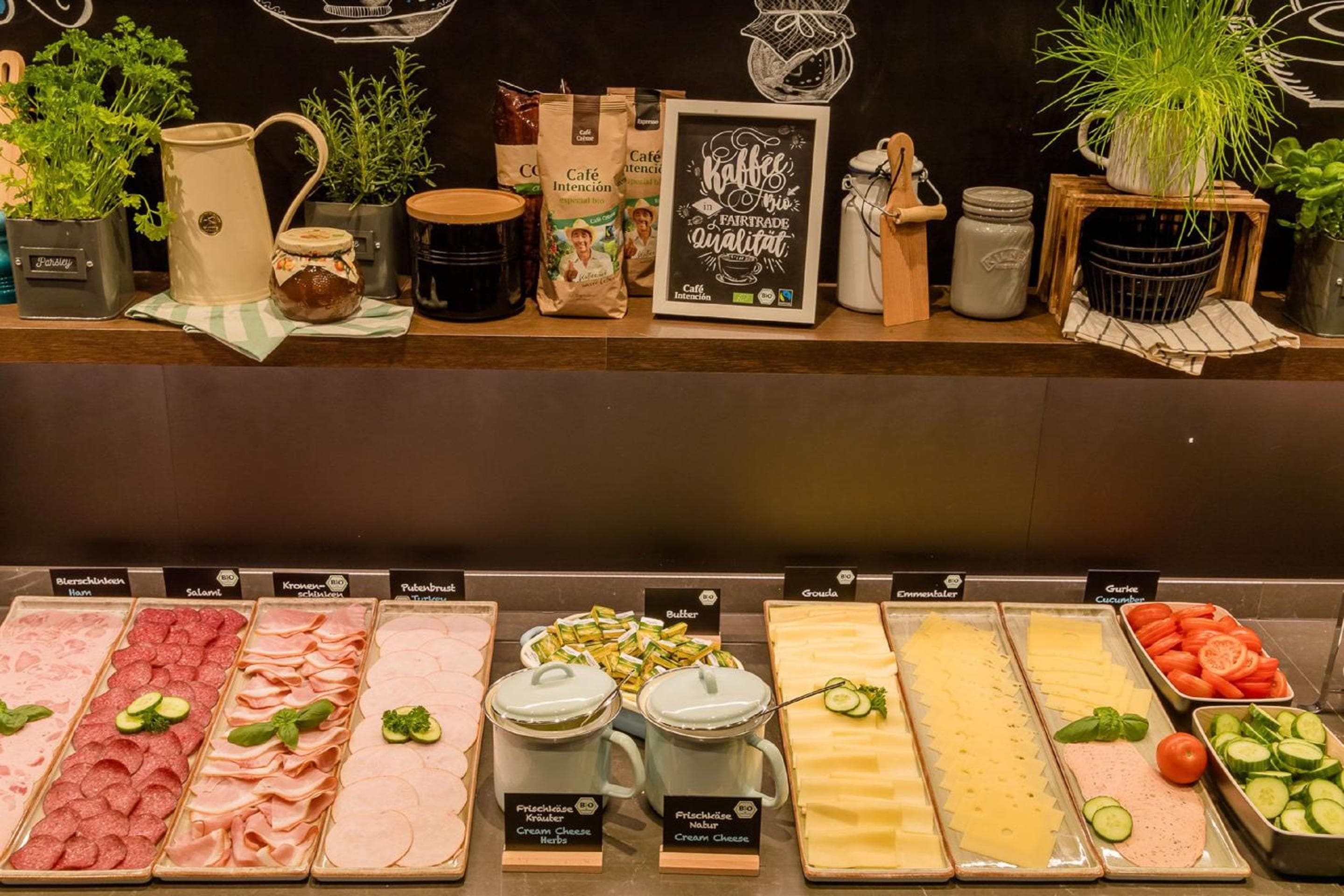 Motel One Barcelona-Ciutadella — 26
