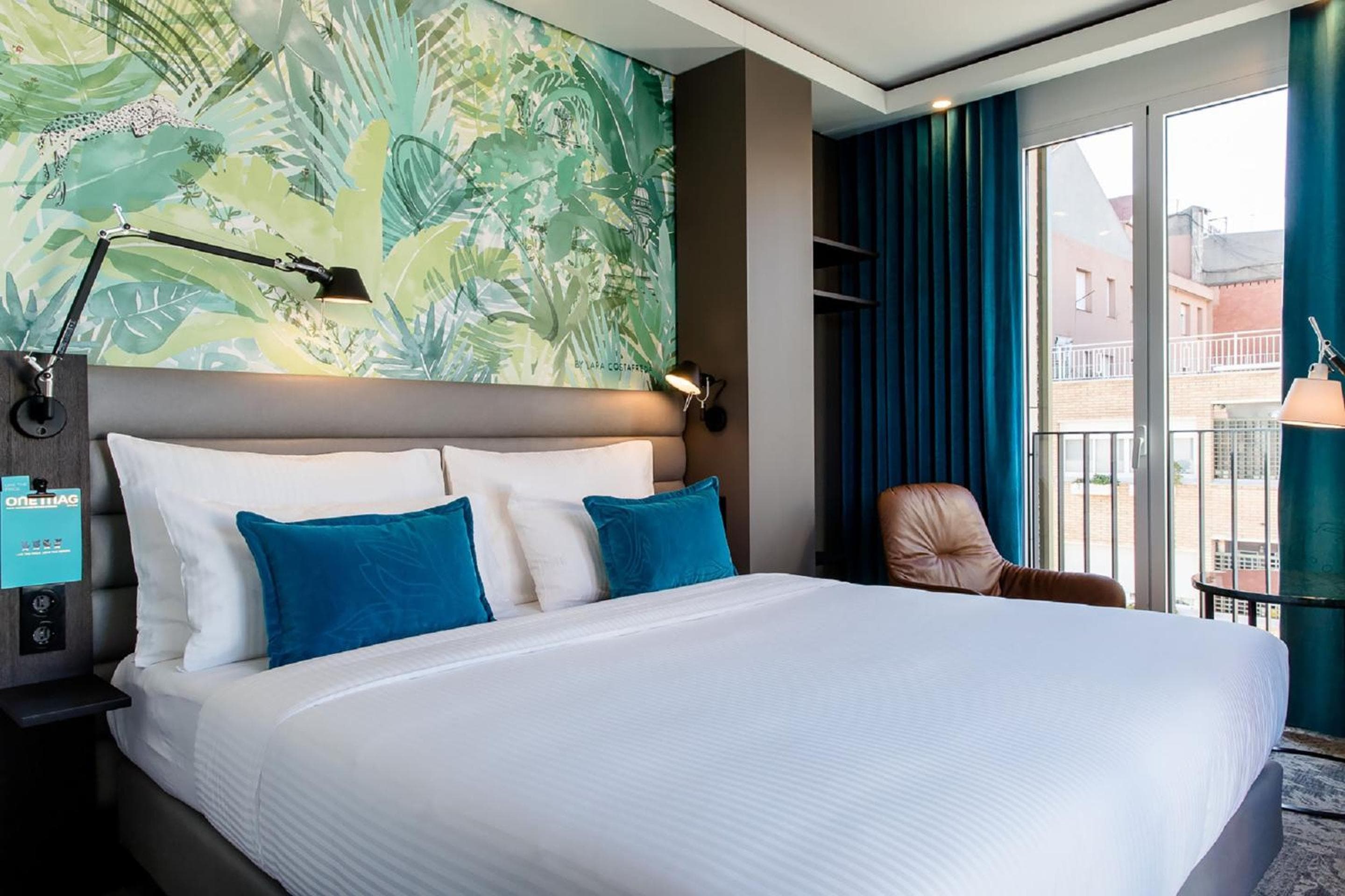Motel One Barcelona-Ciutadella — 4