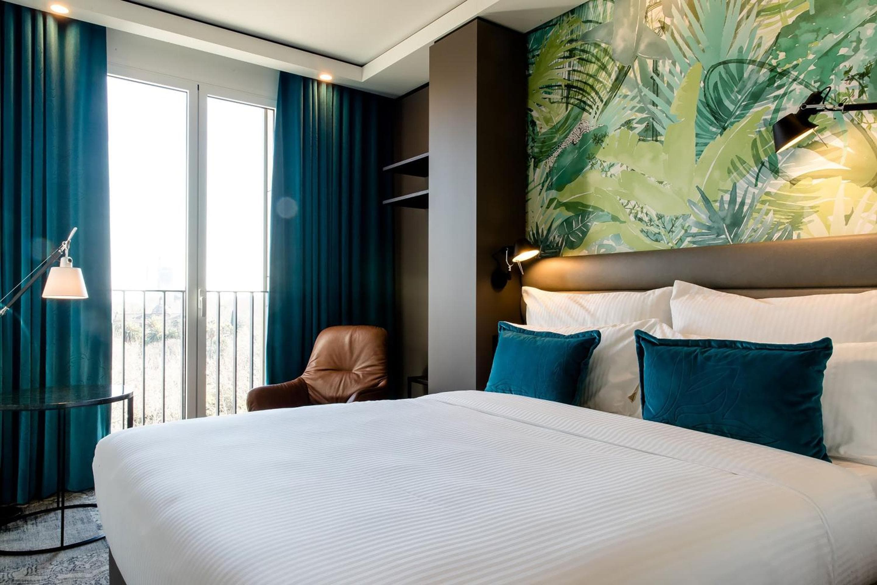 Motel One Barcelona-Ciutadella — 7