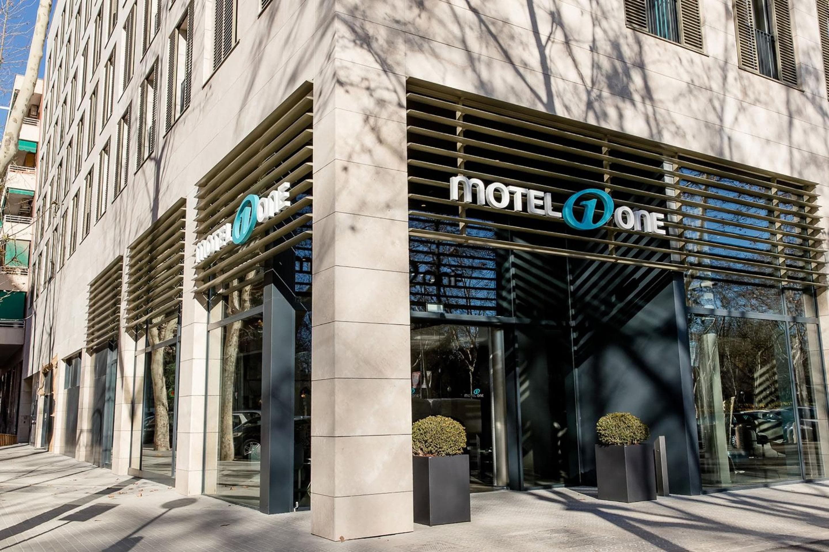 Motel One Barcelona-Ciutadella — 16