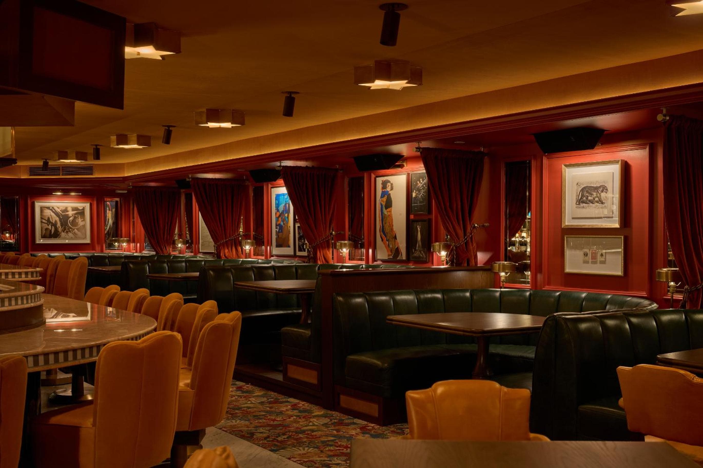 Das georgische Hotel — 17