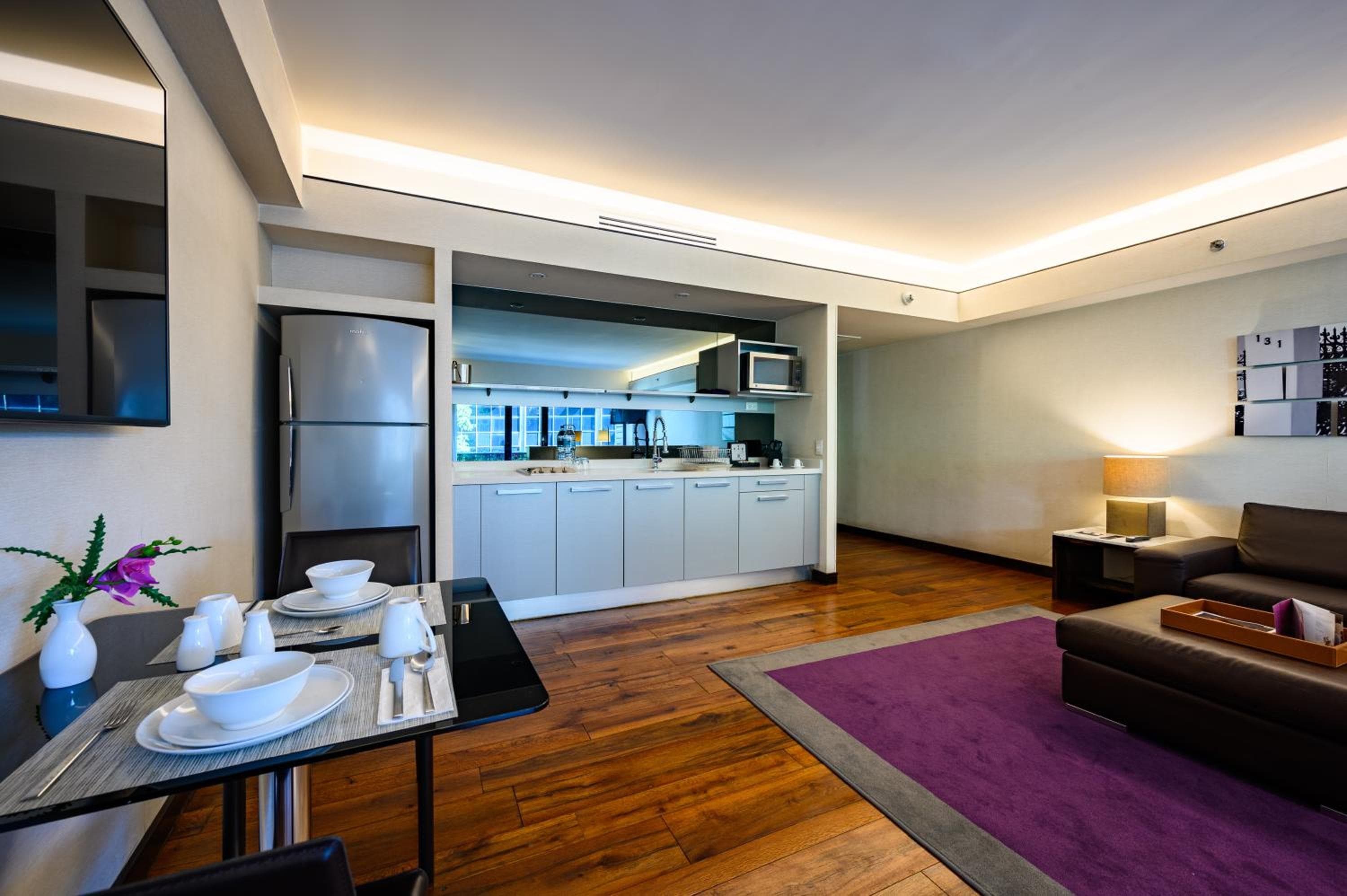Las Suites Campos Eliseos — 4