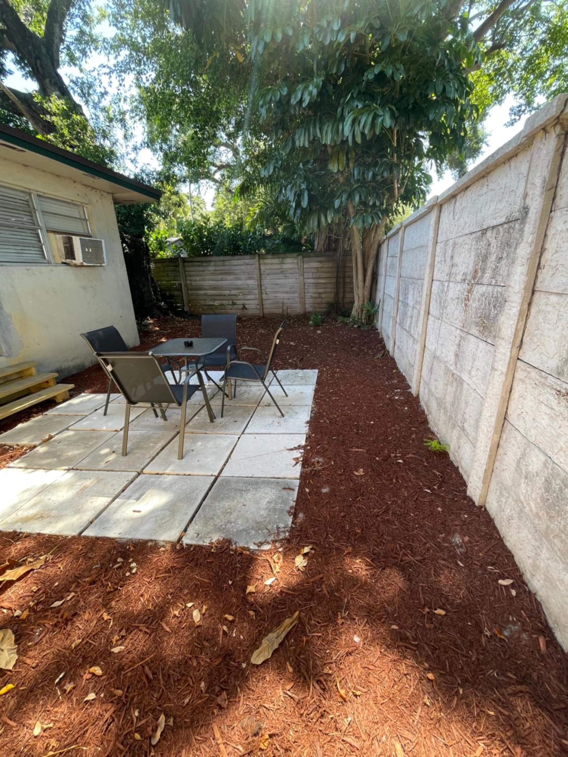 Three Bedroom Cottage in Ft Lauderdale — 21