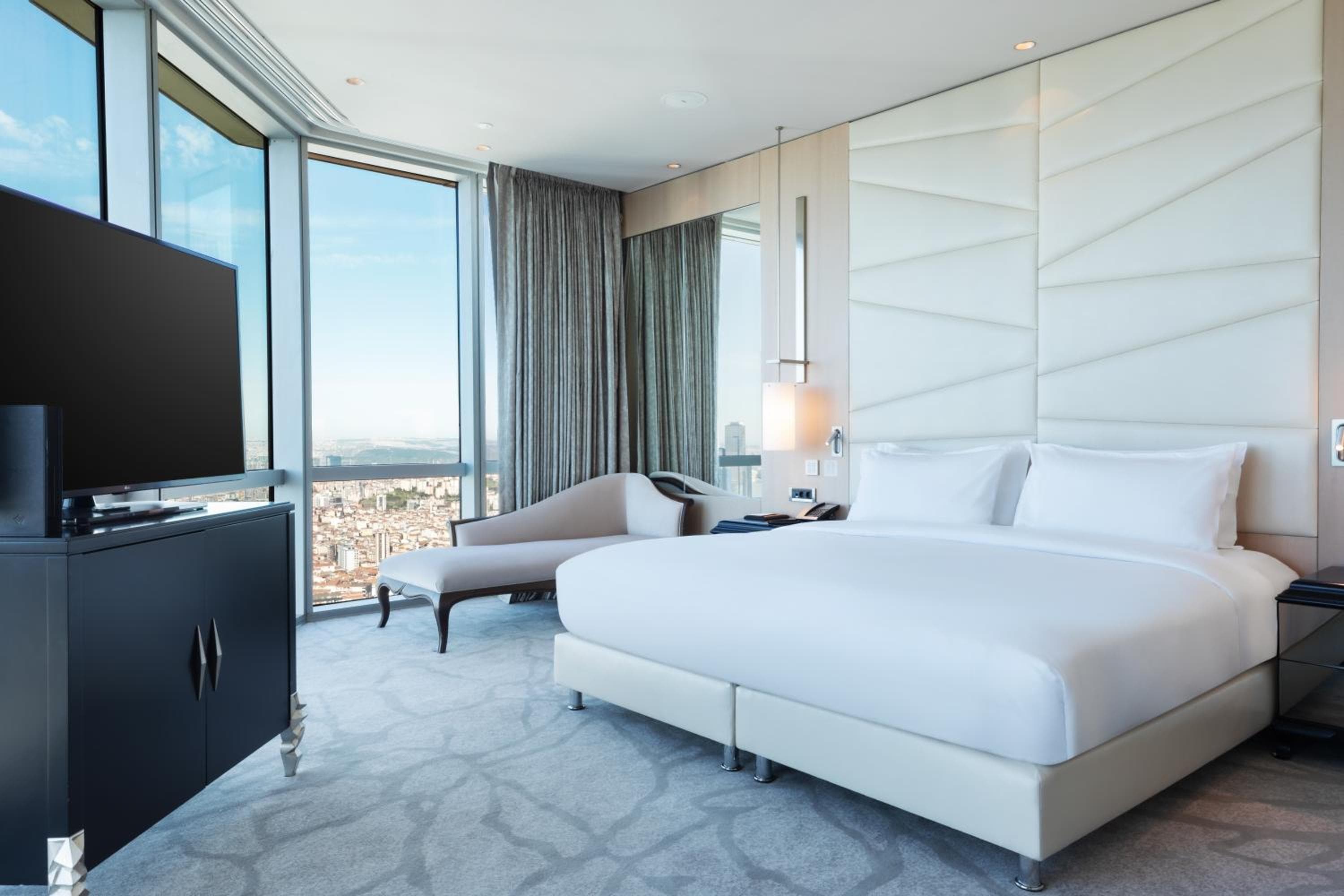Wyndham Grand Istanbul Levent Hotel & Conference Center — 21