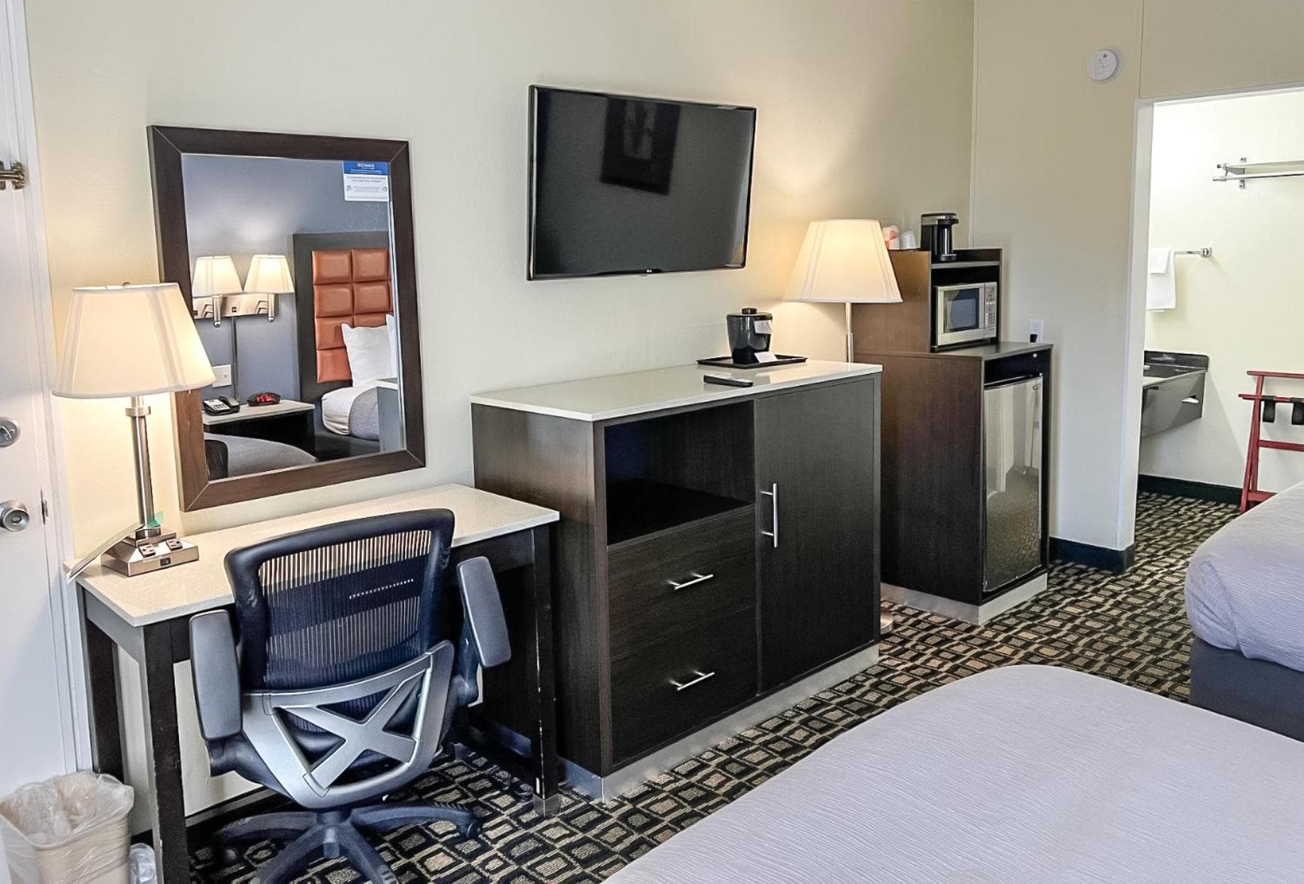 Quality Inn Airport - Puerto de cruceros — 11