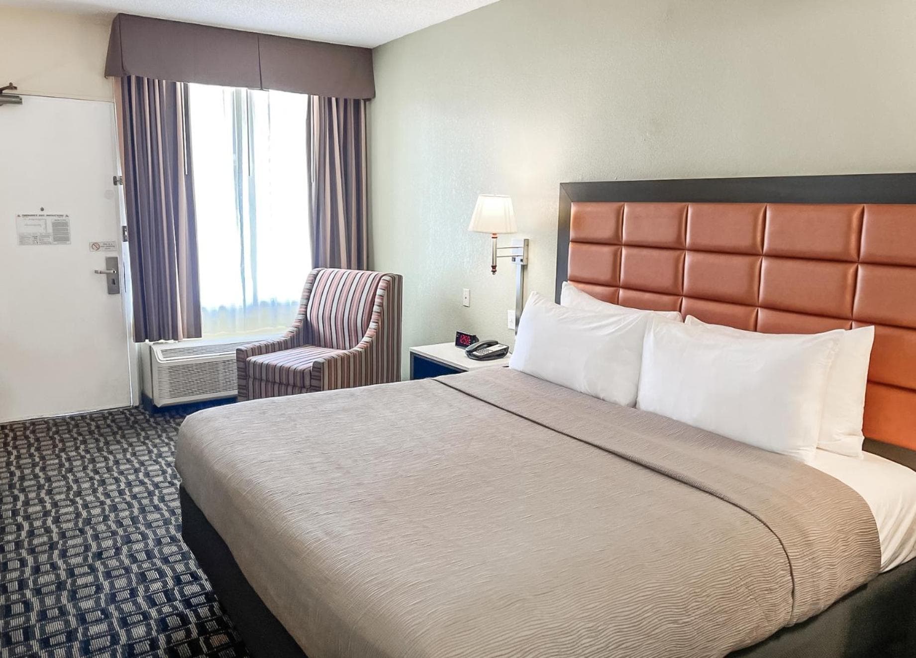 Quality Inn Airport - Puerto de cruceros — 12