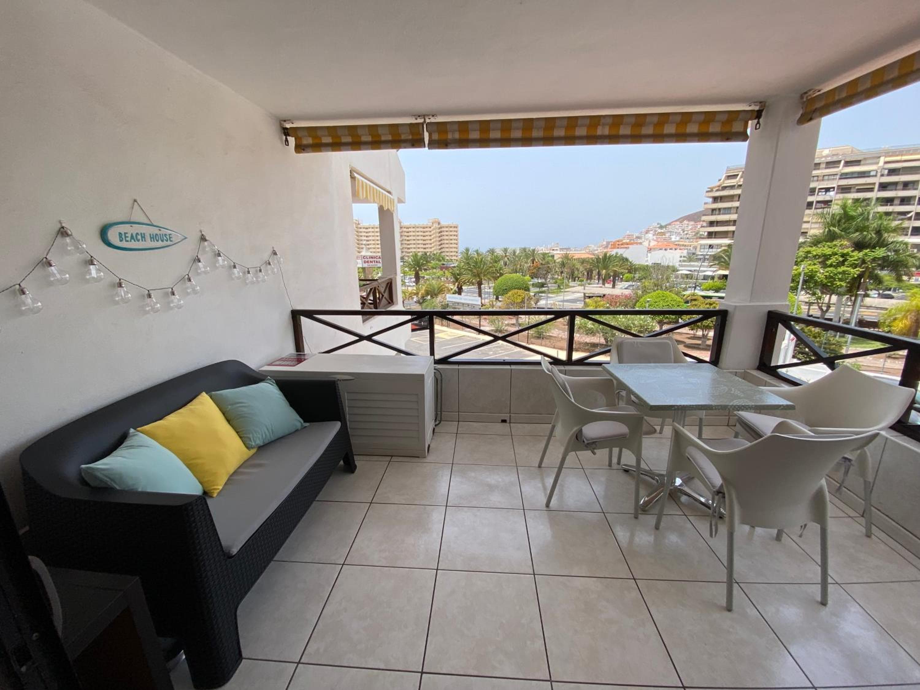 Lovely central apartament in Los Cristianos — 5