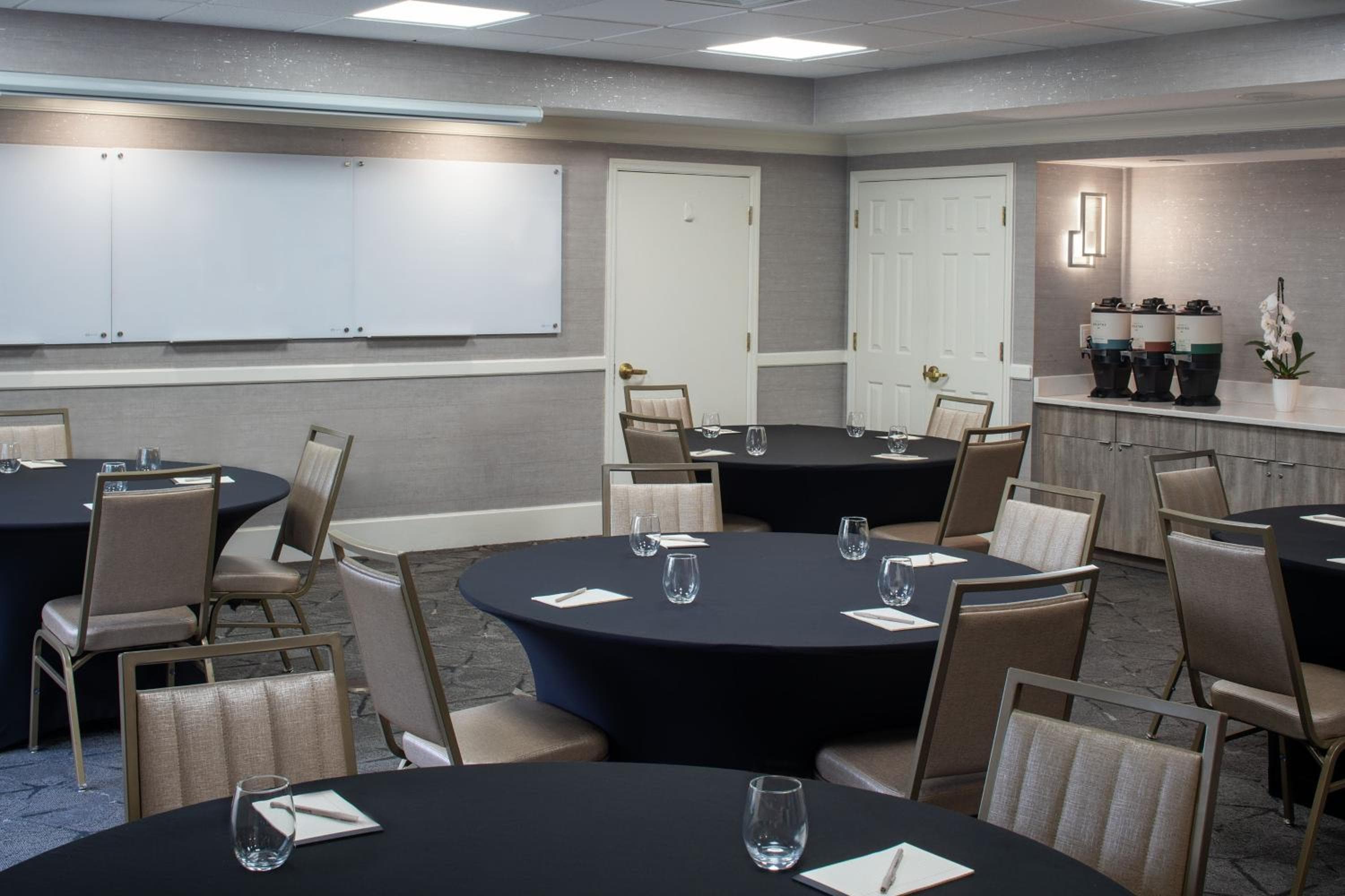 Residence Inn Orlando Convention Center — 10