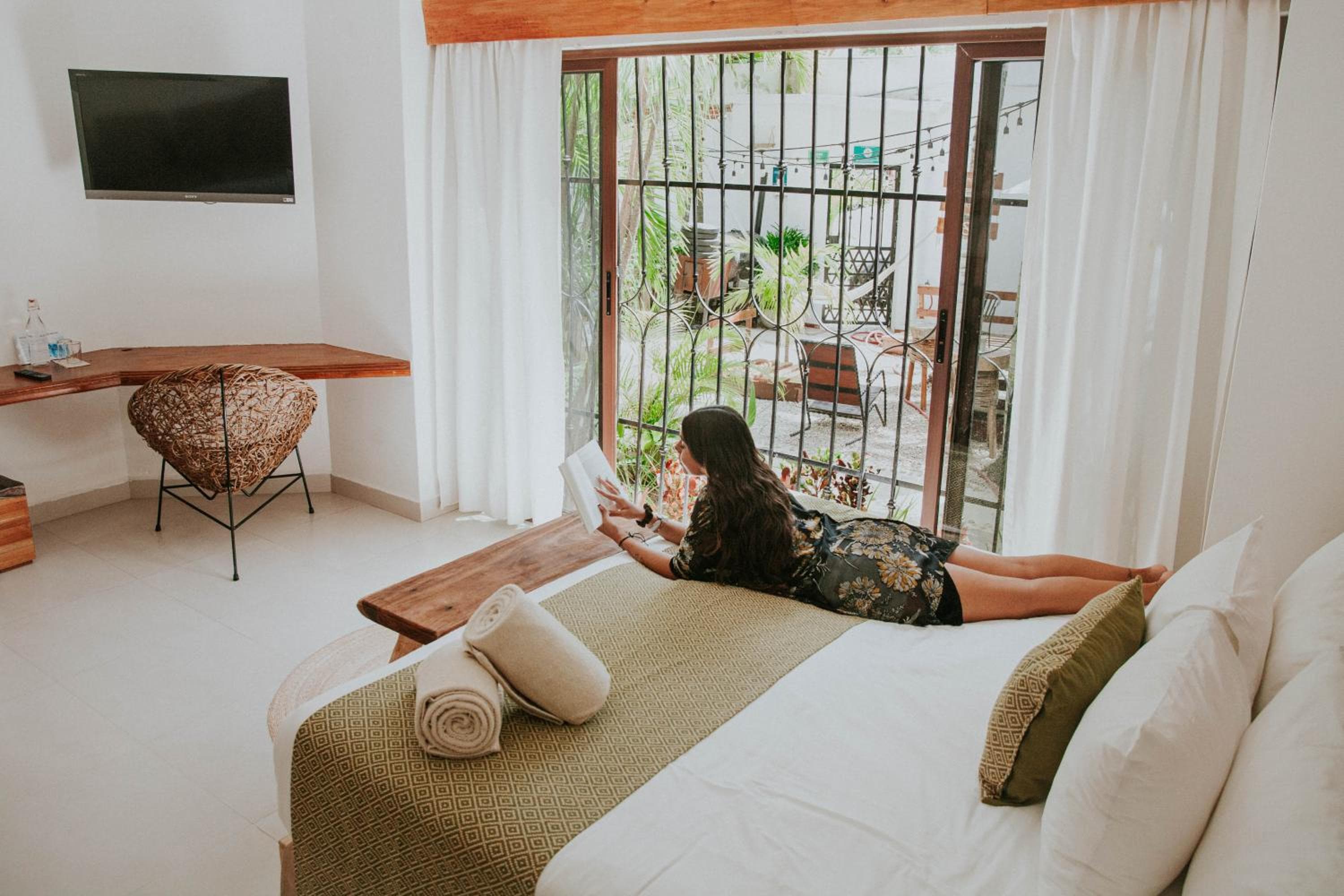 Enigmatic Boutique Hotel — 22