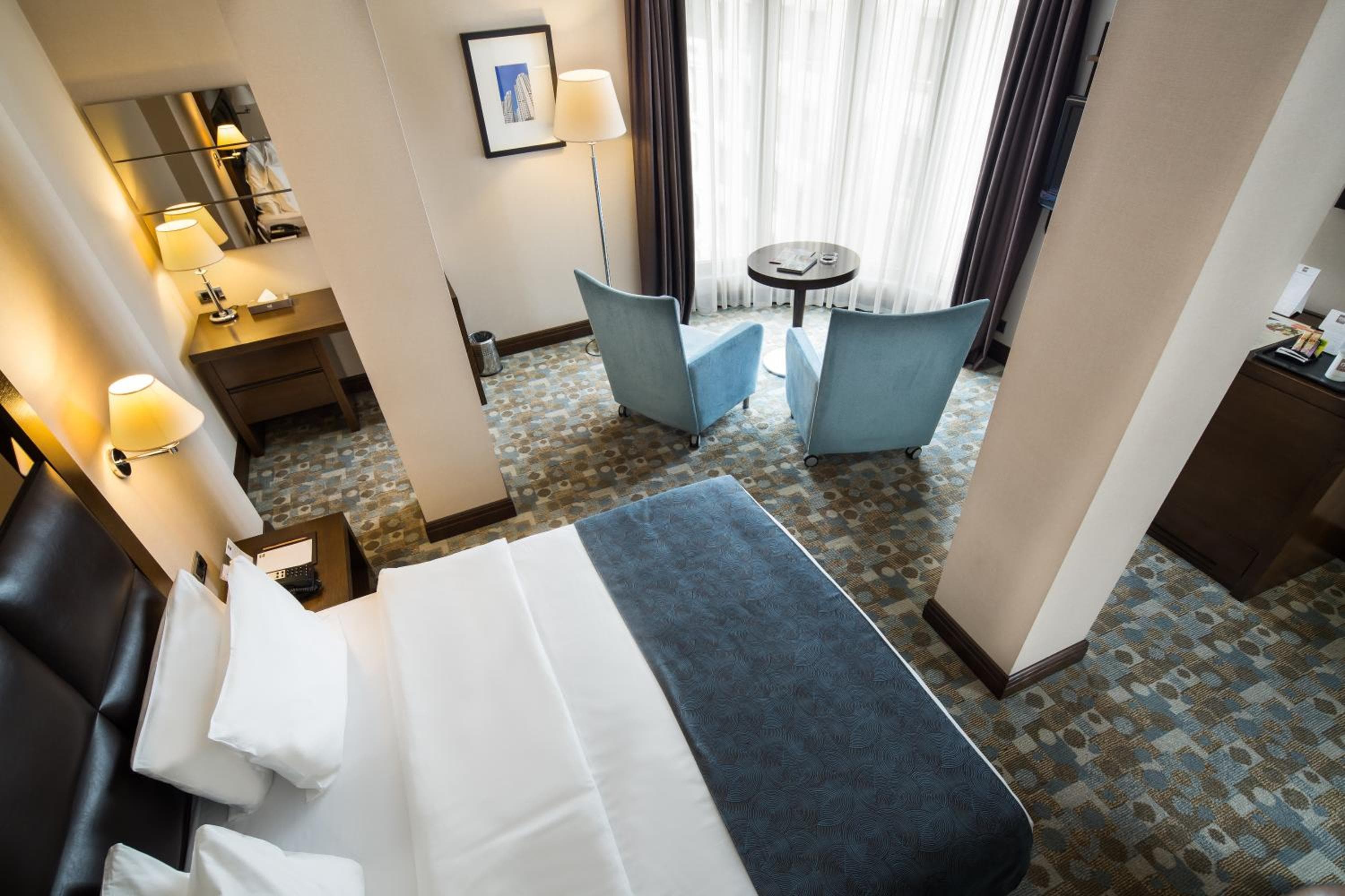 Midtown Hotel — 13