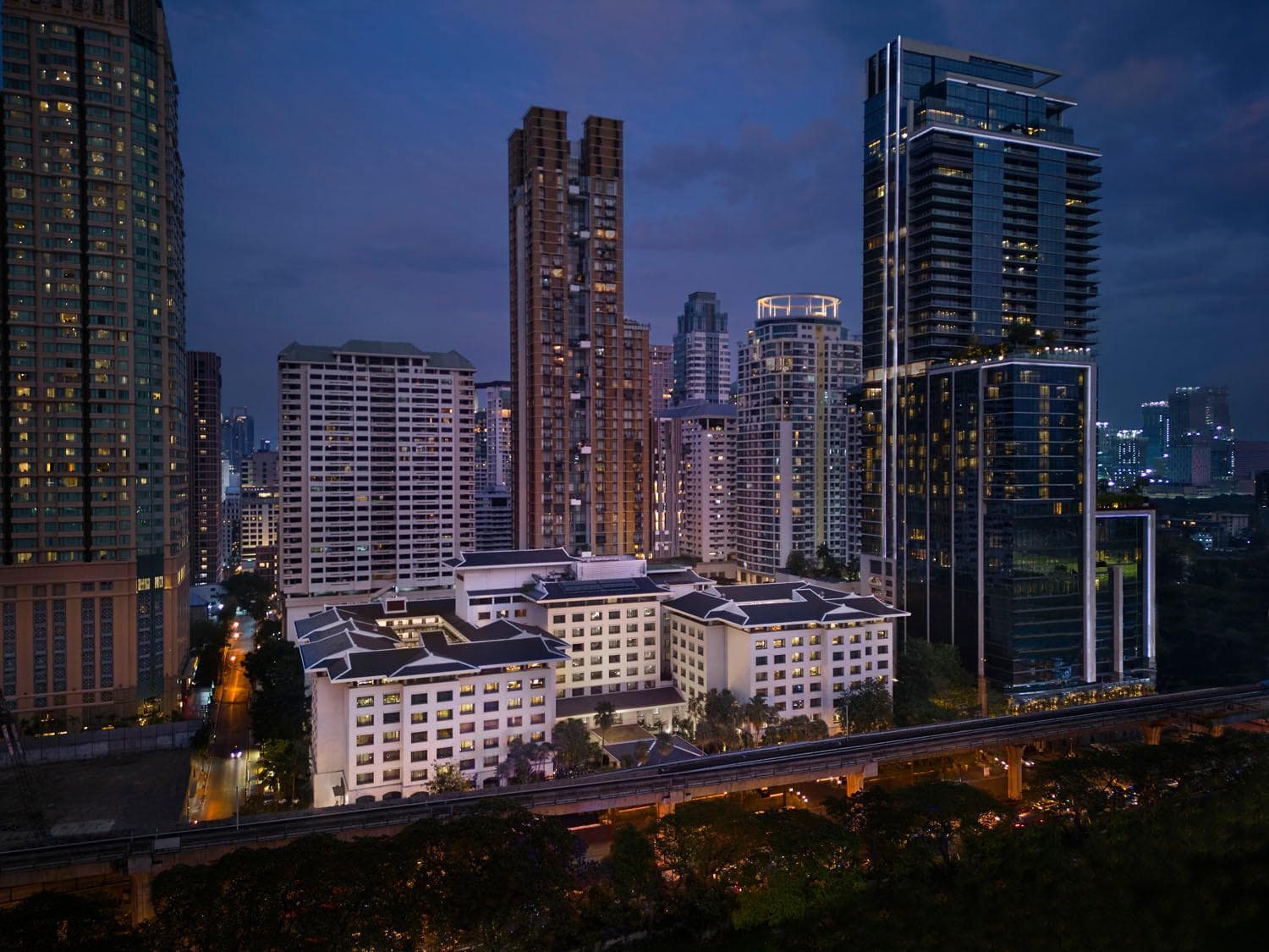 Anantara Siam Bangkok Hotel — 1