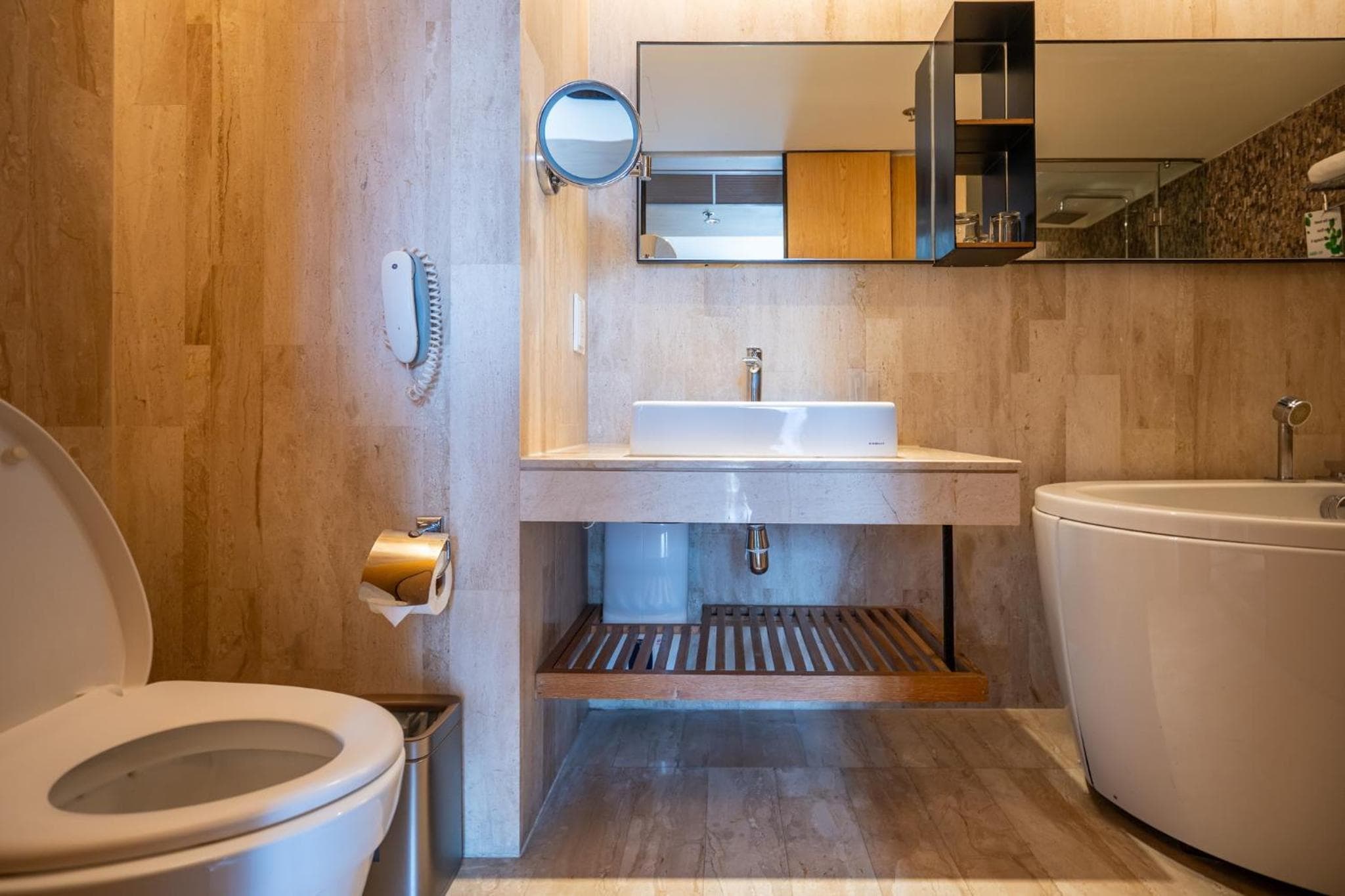 Arcadia Suites Ploenchit Bangkok — 5