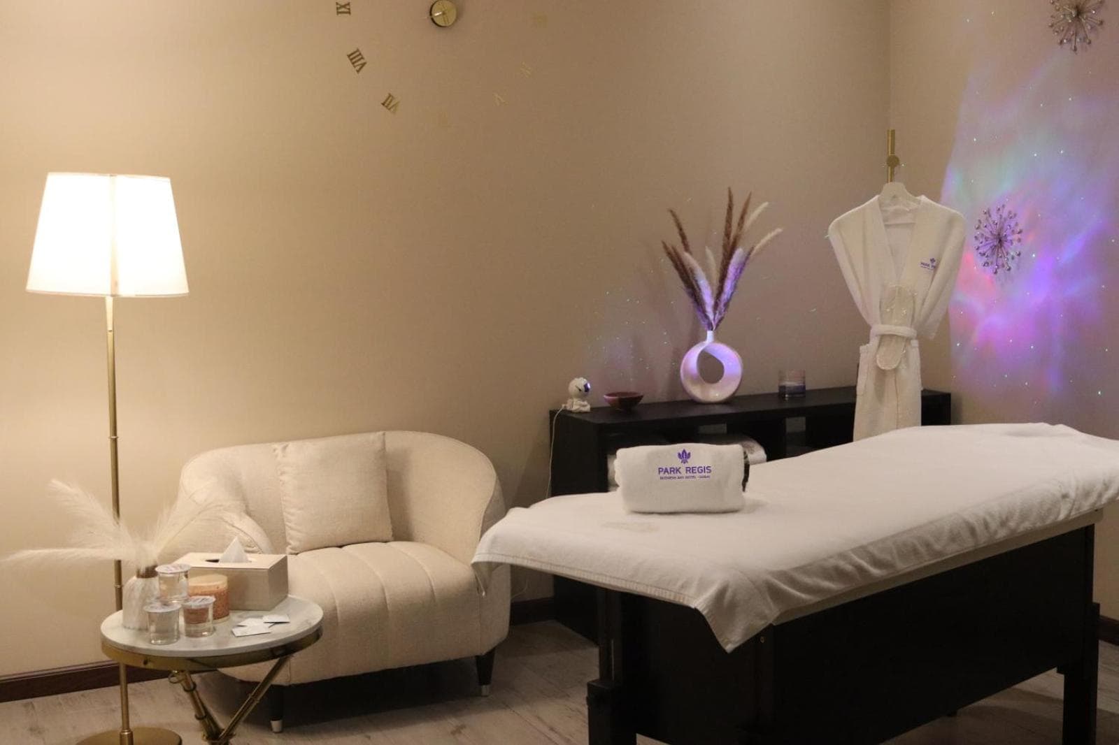 Park Regis Business Bay — 21