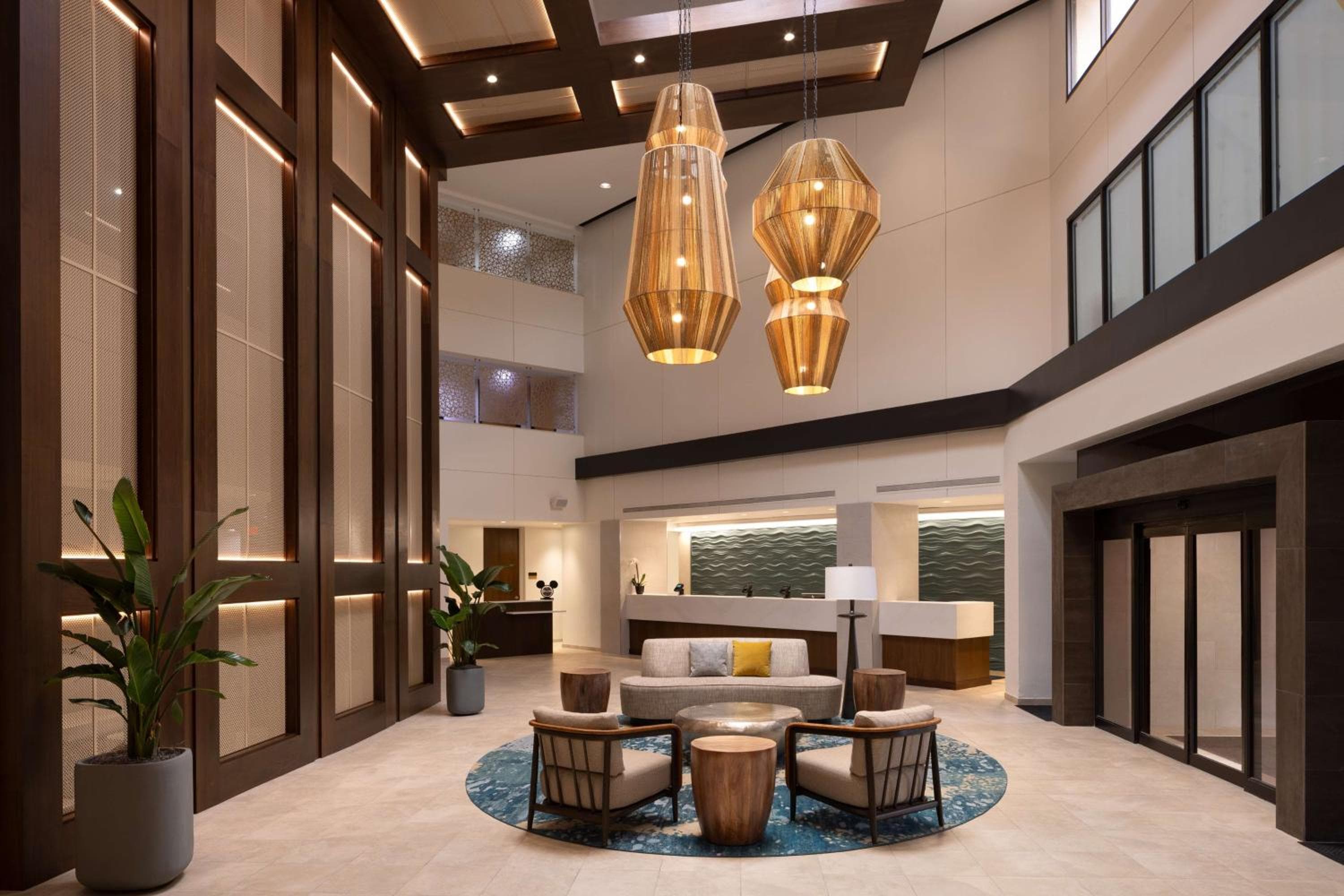 DoubleTree Suites by Hilton Orlando at Disney Springs — 8