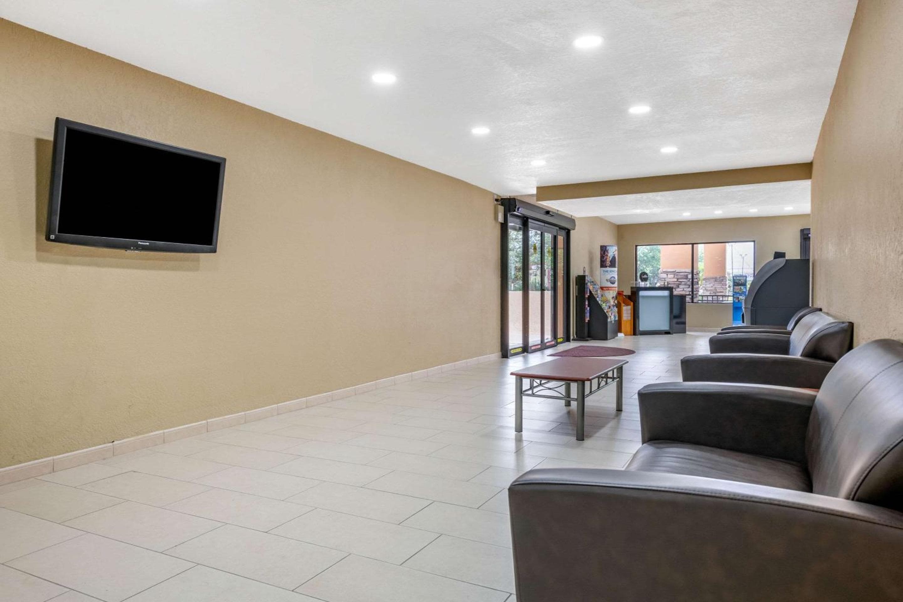 Clarion Inn Orlando International Drive - ICON Park — 14