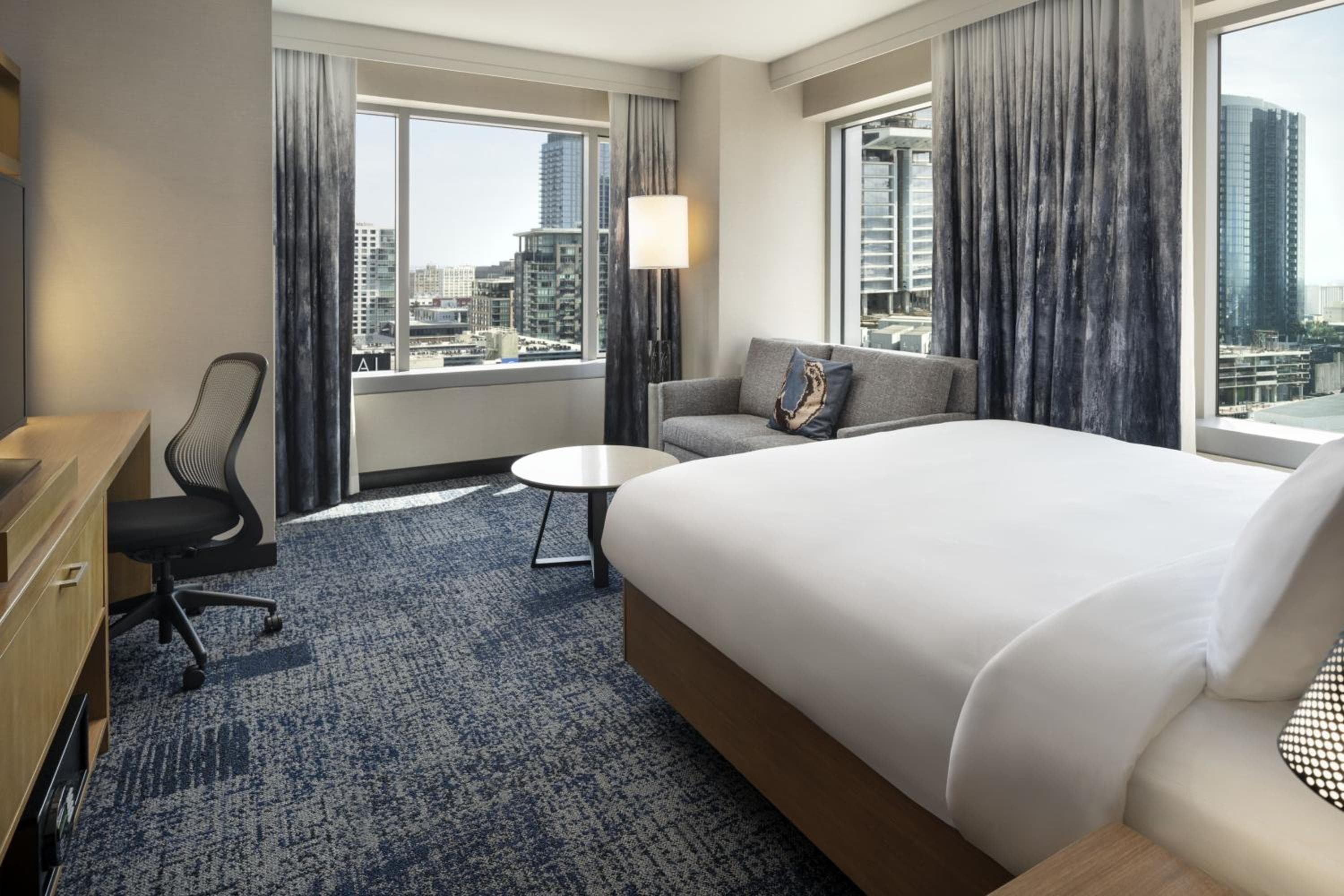 Courtyard by Marriott Los Angeles L.A. LIVE — 8