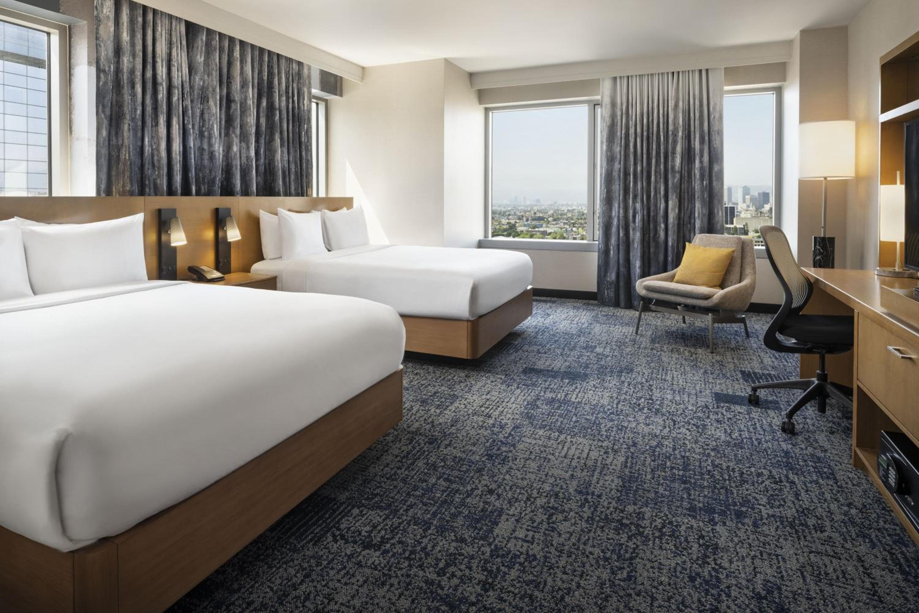 Courtyard by Marriott Los Angeles L.A. LIVE — 16
