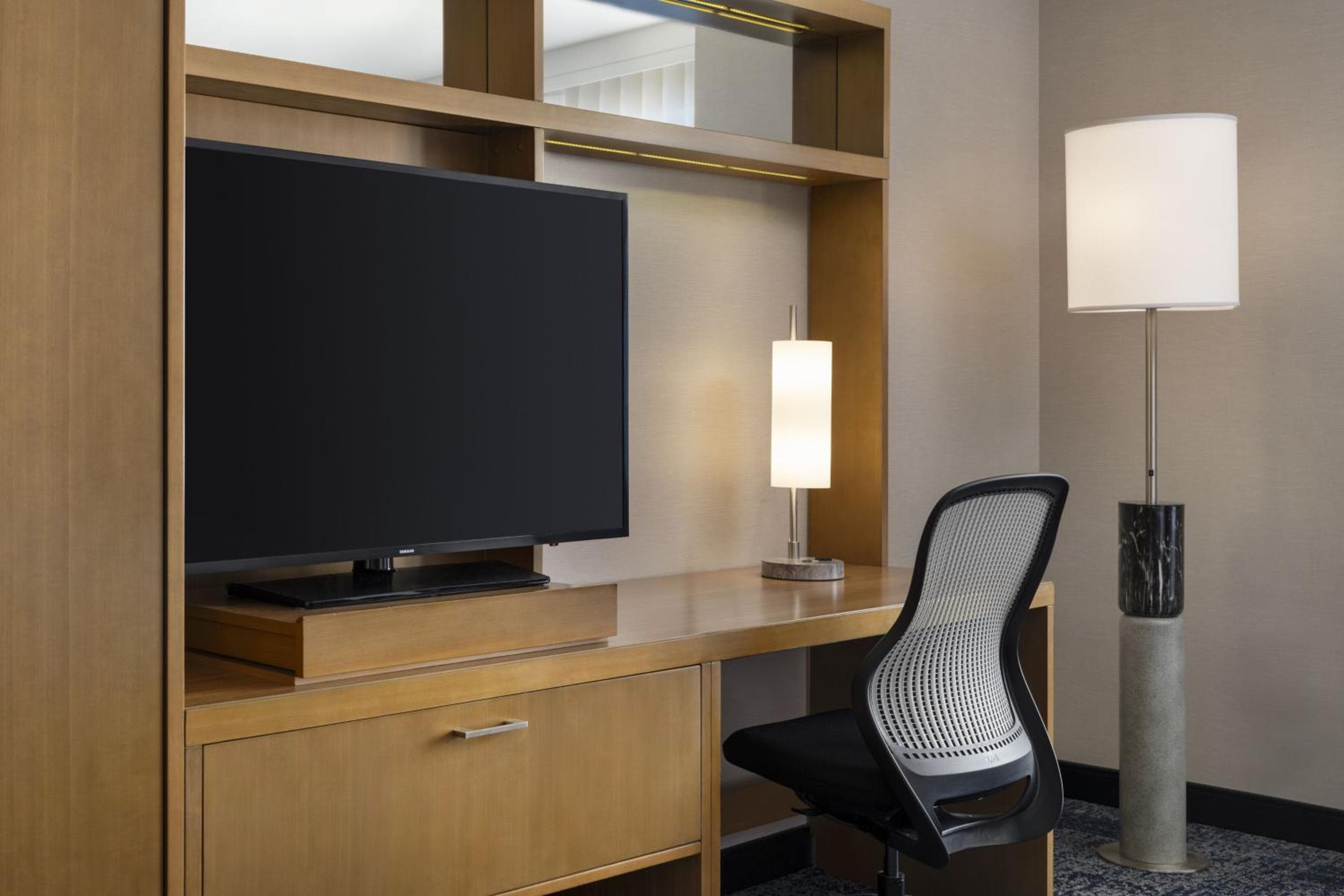 Courtyard by Marriott Los Angeles L.A. LIVE — 20
