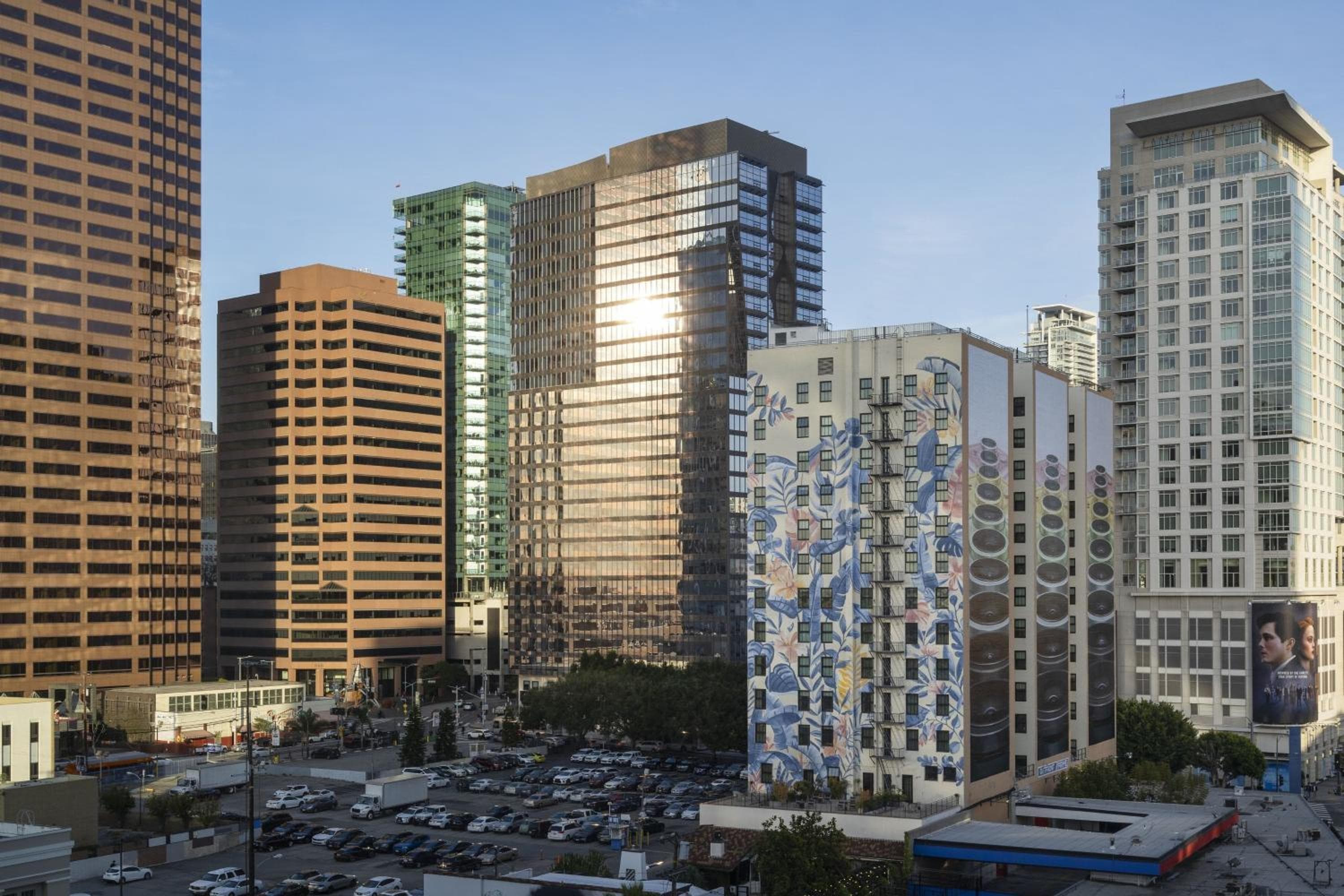 Courtyard by Marriott Los Angeles L.A. LIVE — 23