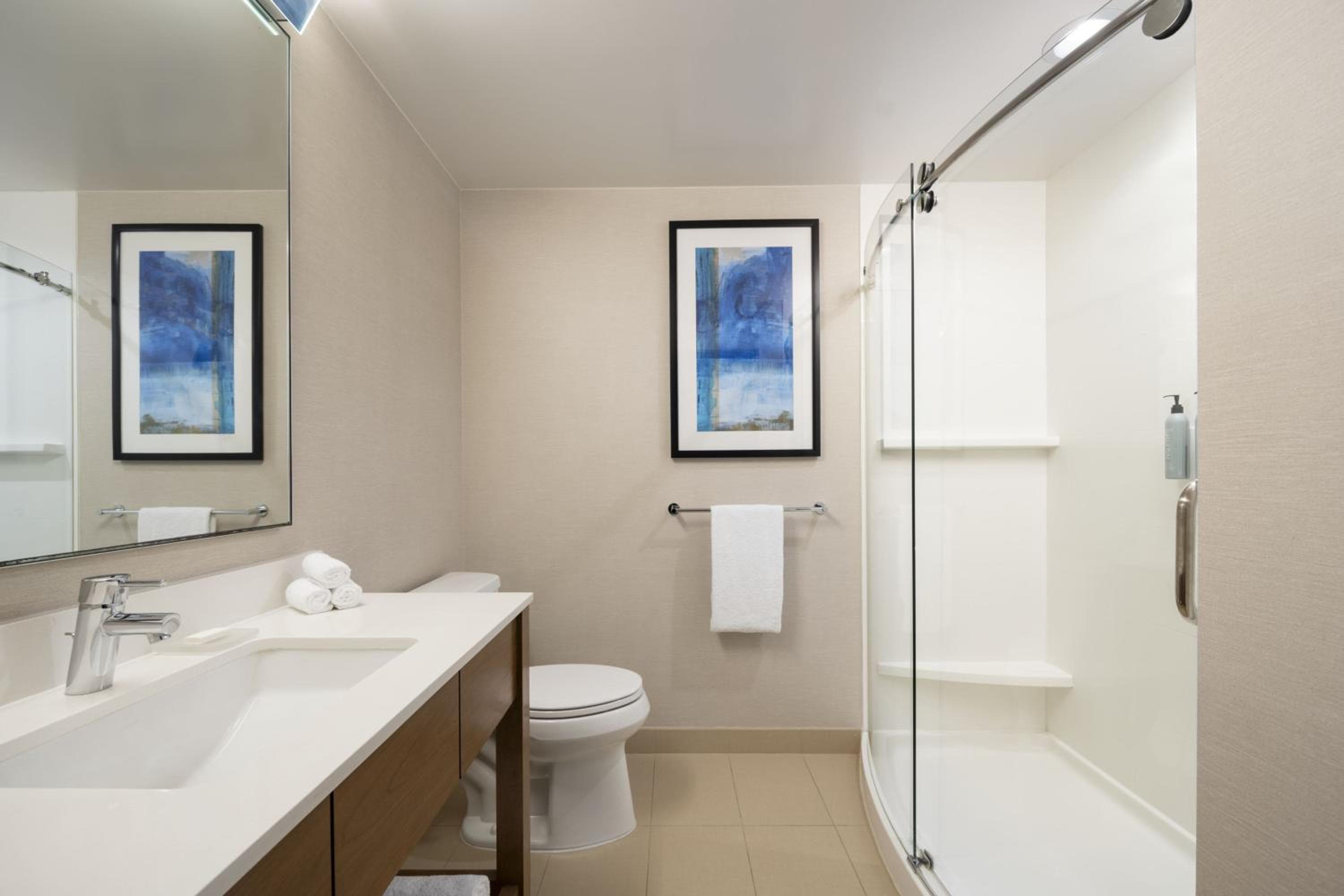 Courtyard by Marriott Los Angeles L.A. LIVE — 28