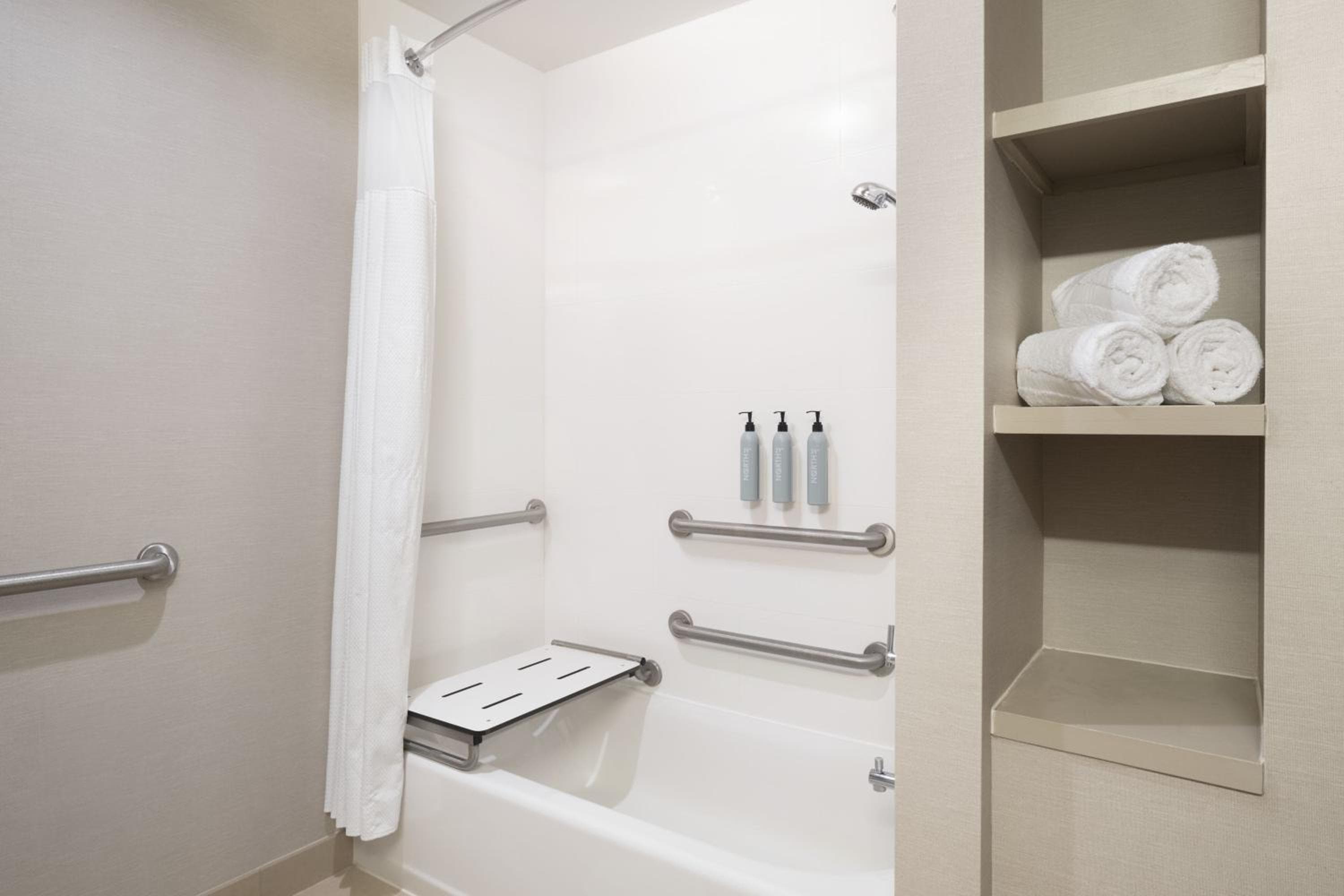Courtyard by Marriott Los Angeles L.A. LIVE — 29