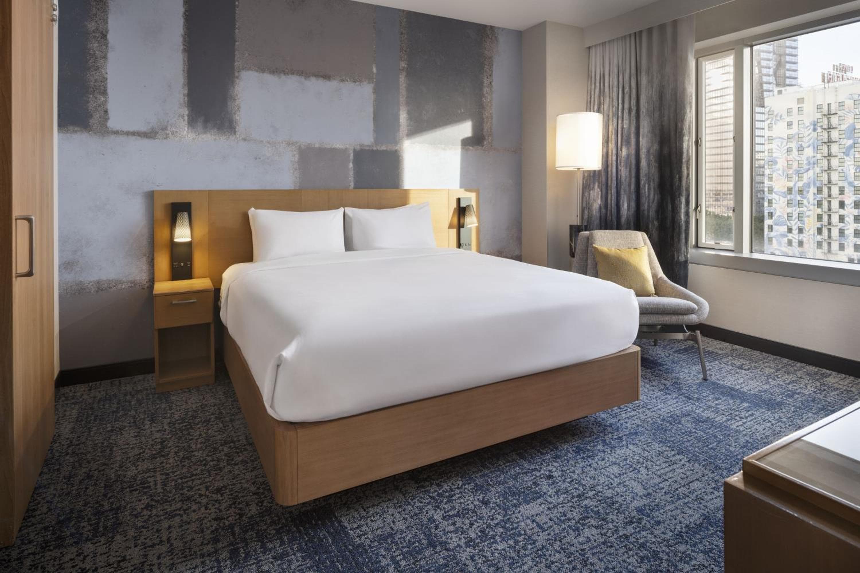 Courtyard by Marriott Los Angeles L.A. LIVE — 30