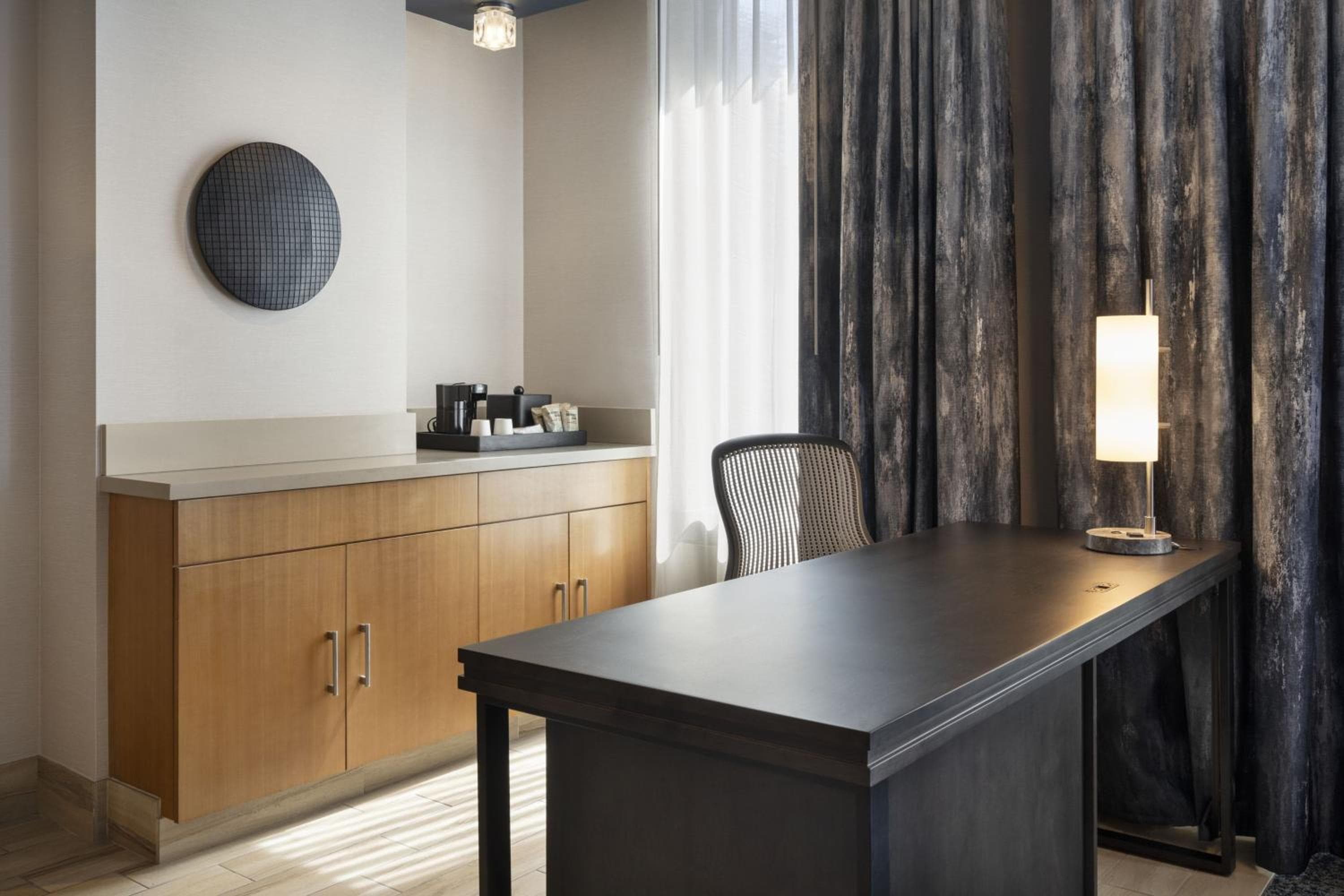 Courtyard by Marriott Los Angeles L.A. LIVE — 12