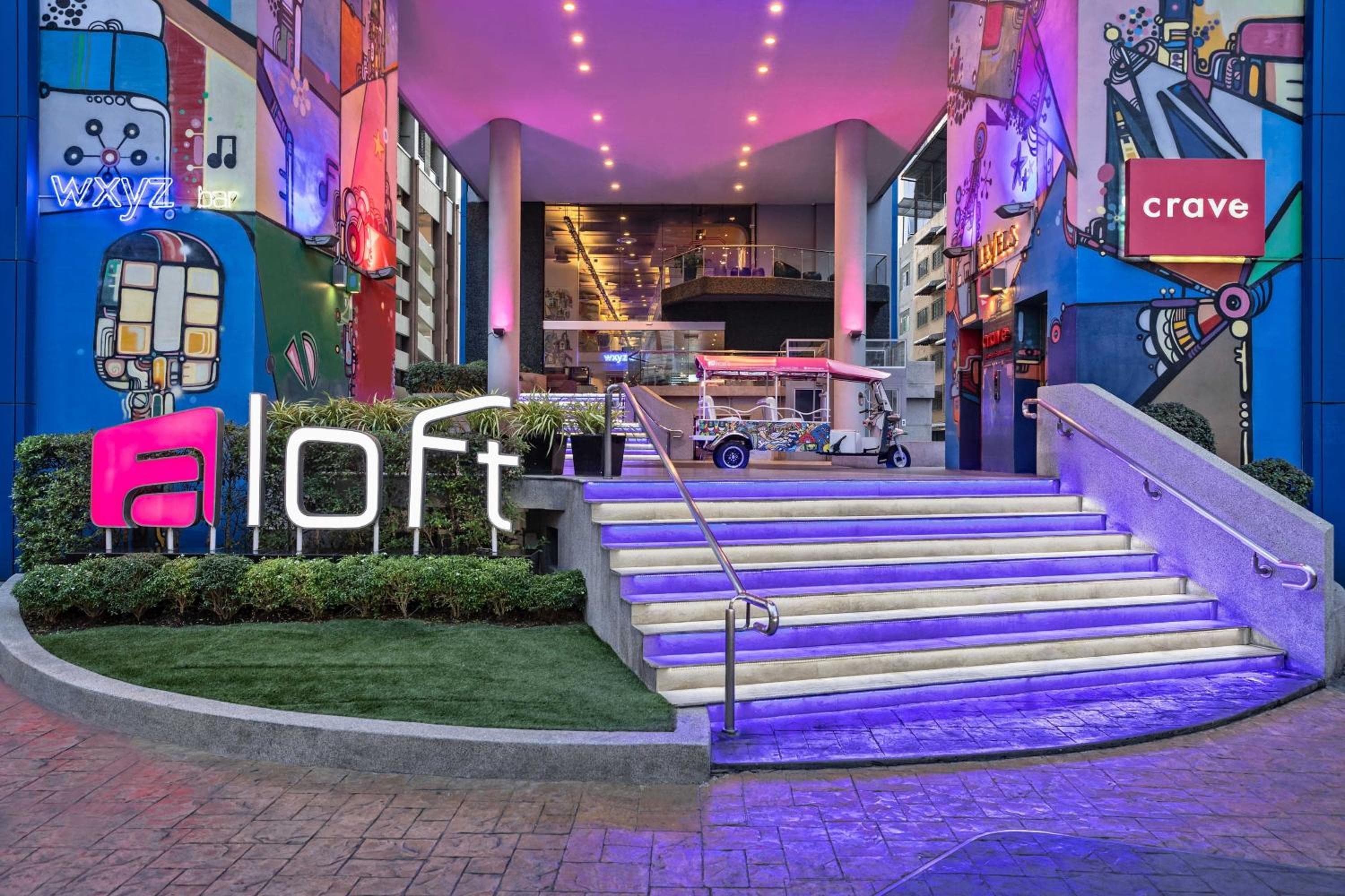 Aloft by Marriott Bangkok Sukhumvit 11 — 19