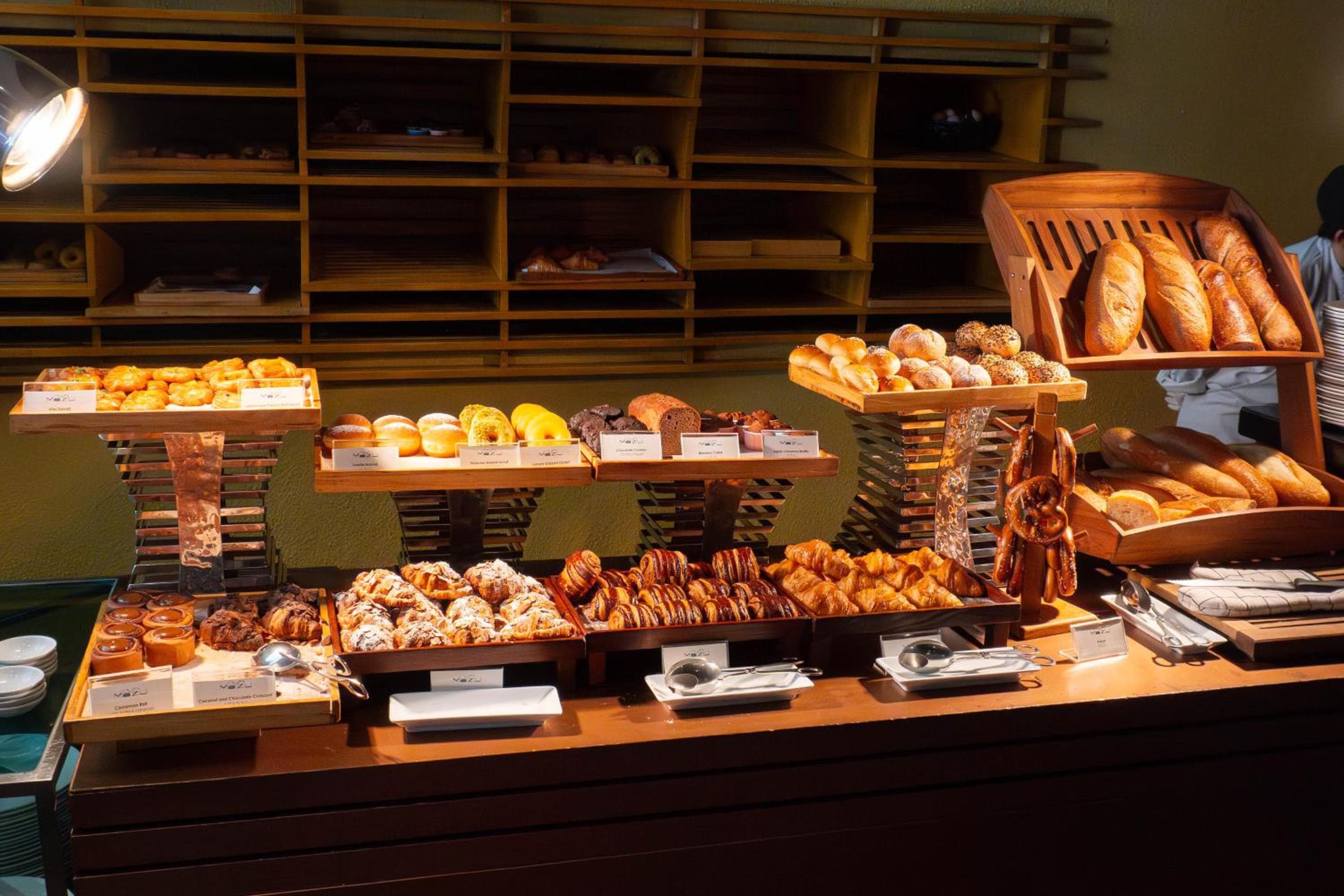 lebua at State Tower hotel, State Tower 1055 Silom Road, Bangrak, Bangkok, Thailand — photo 164