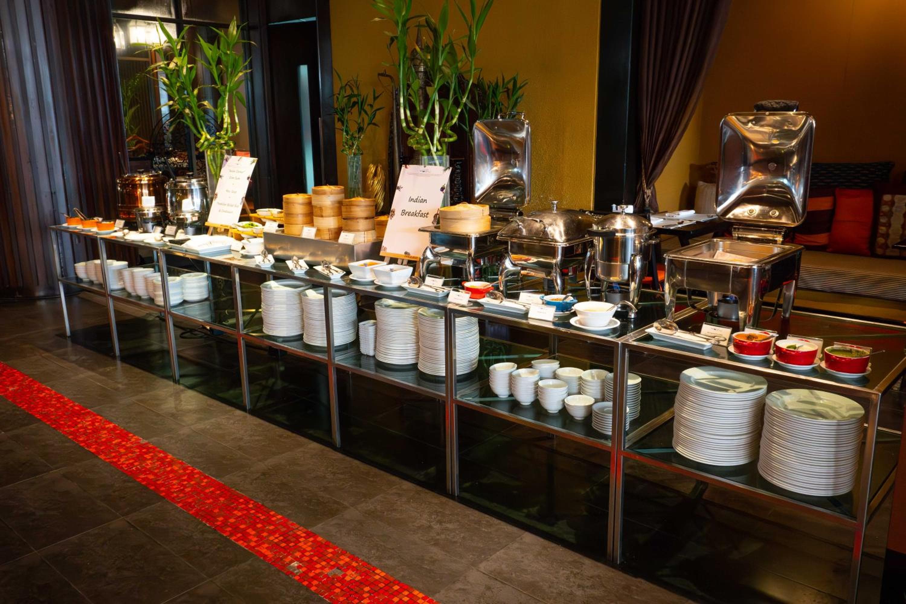 lebua at State Tower hotel, State Tower 1055 Silom Road, Bangrak, Bangkok, Thailand — photo 185