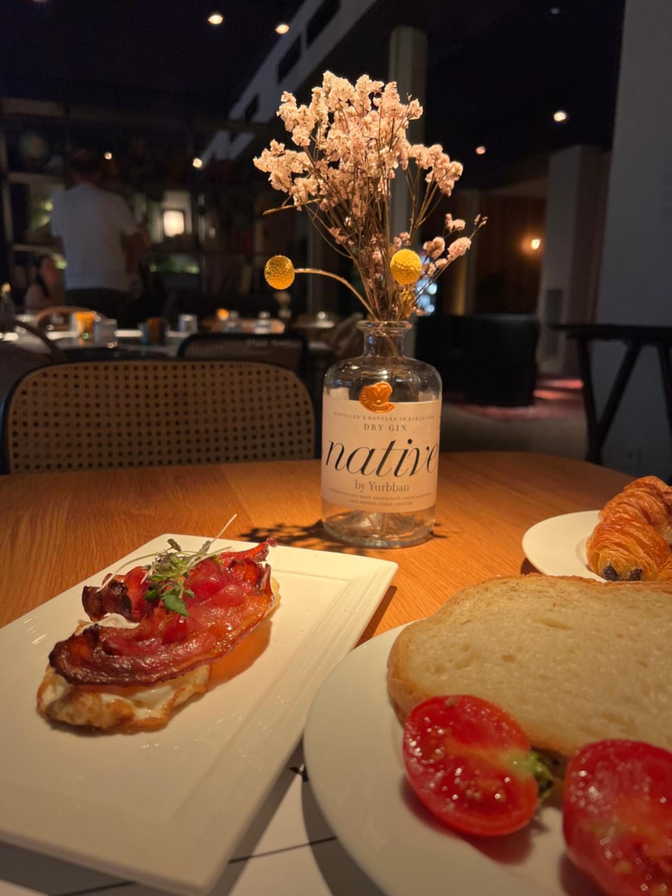 Yurbban Ramblas Boutique Hotel — 25