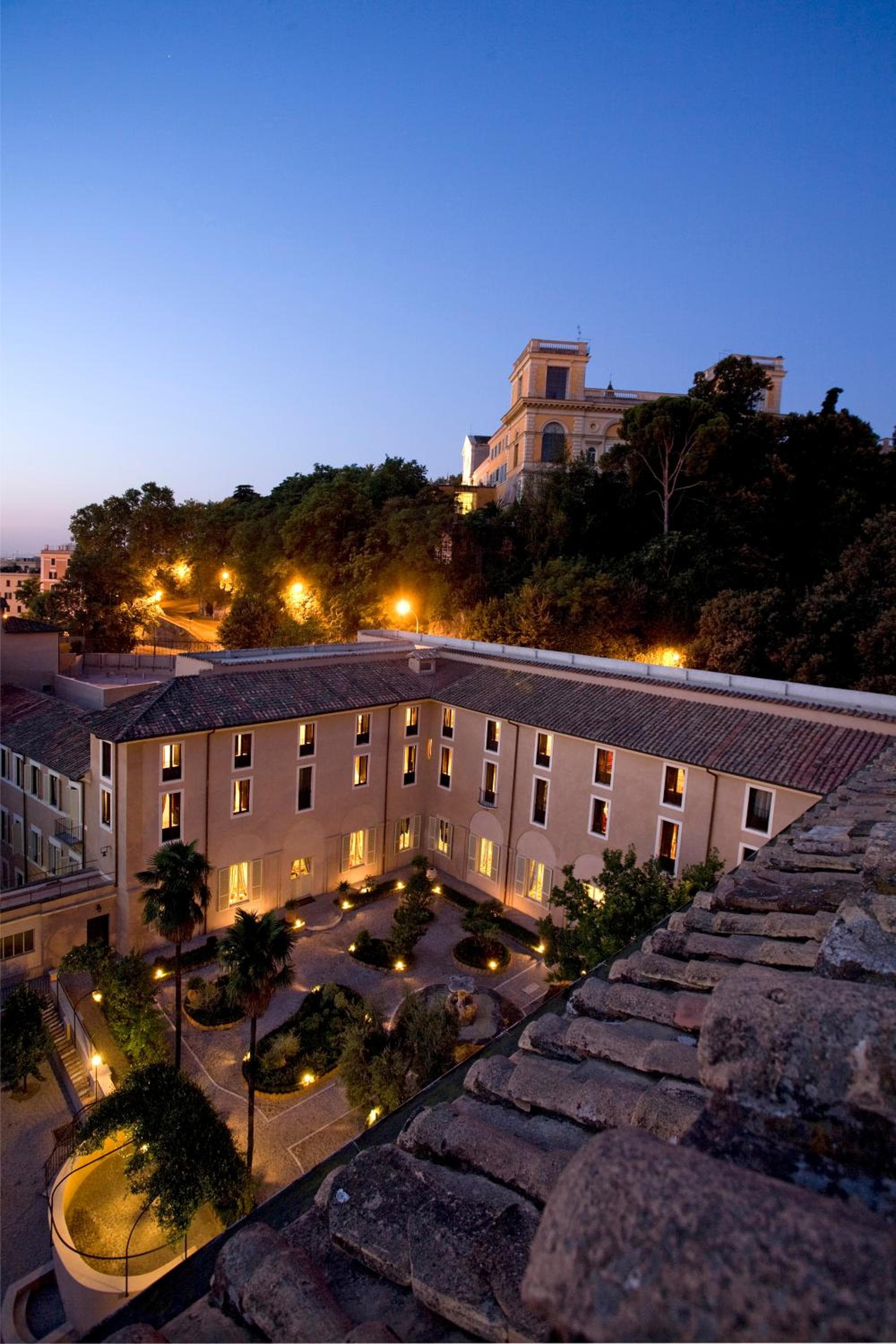 Donna Camilla Savelli - VRetreats hotel, Via Garibaldi 27, Rome, Italy — photo 1