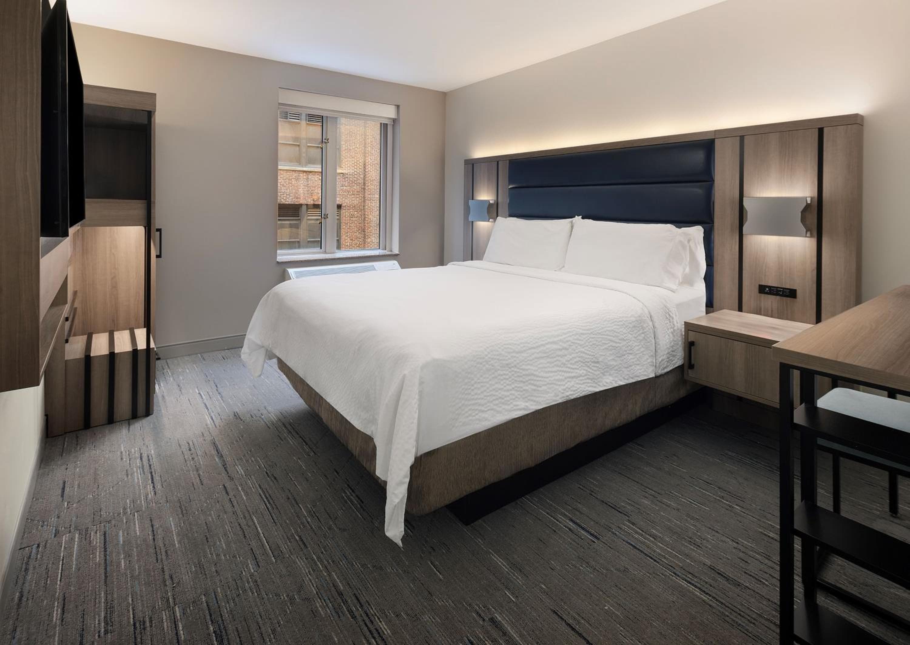 Holiday Inn Express New York City Chelsea, ein IHG Hotel — 10