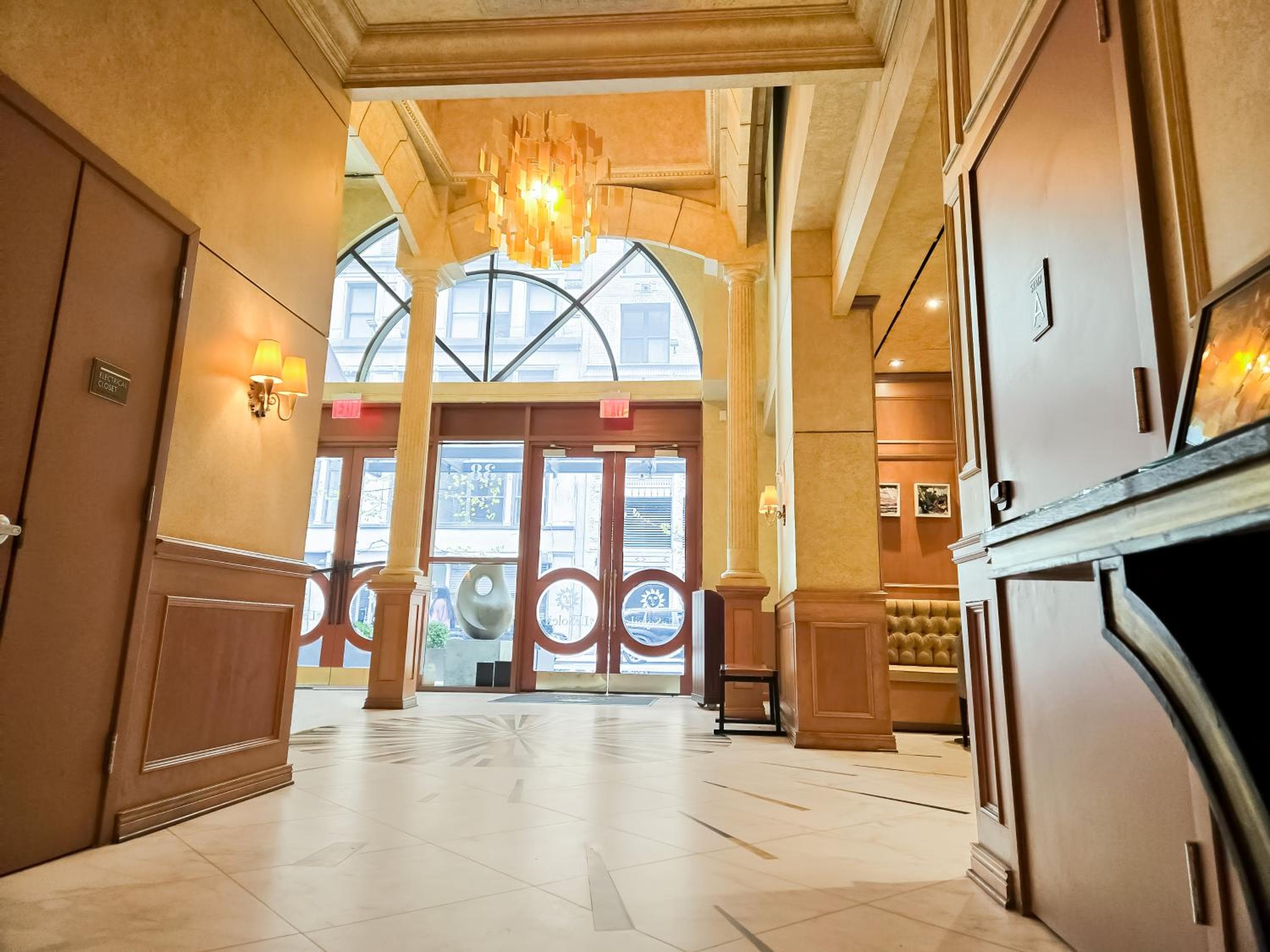 Hotel esecutivo Le Soleil New York — 7