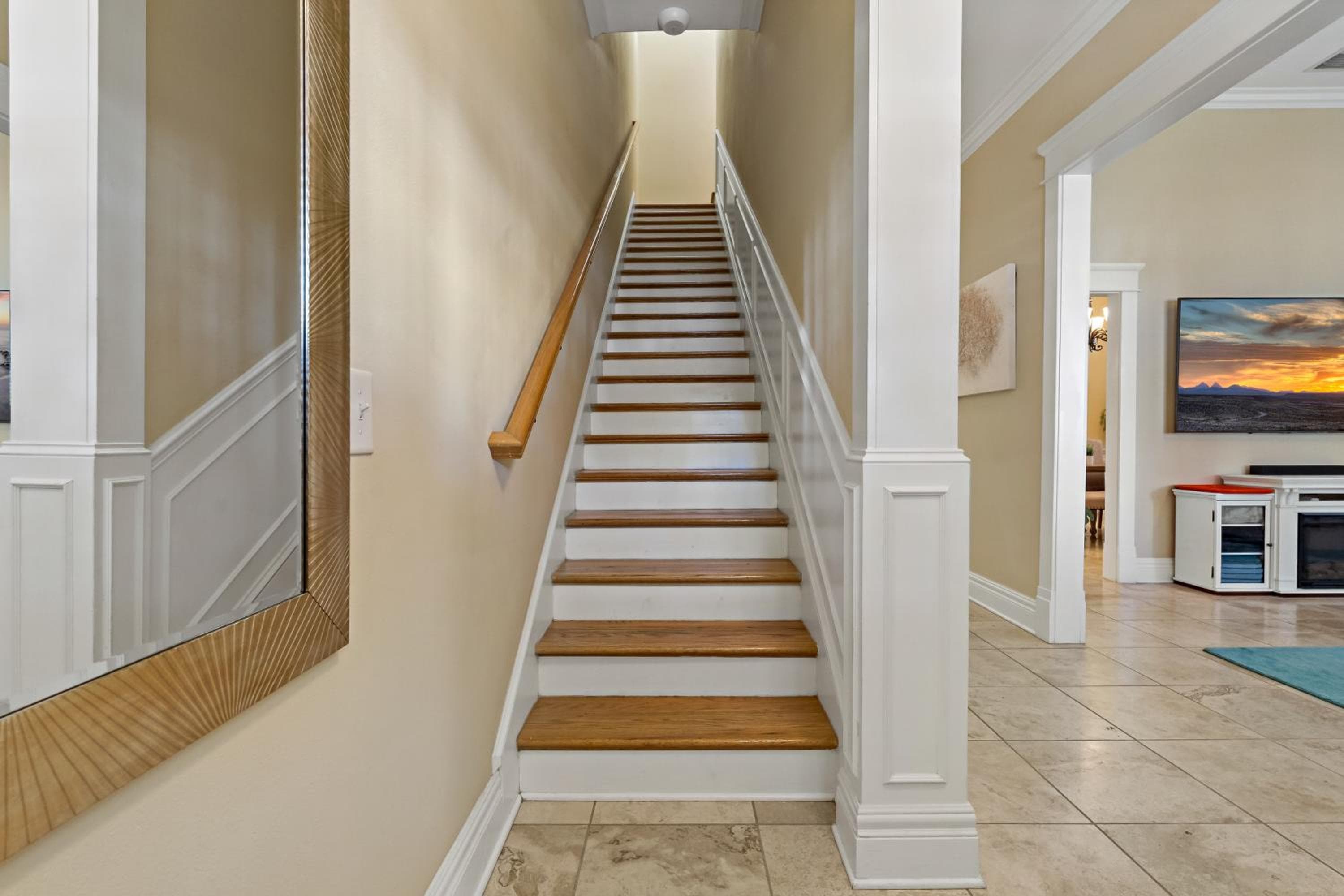 Cozy Hyde Park Home — 24