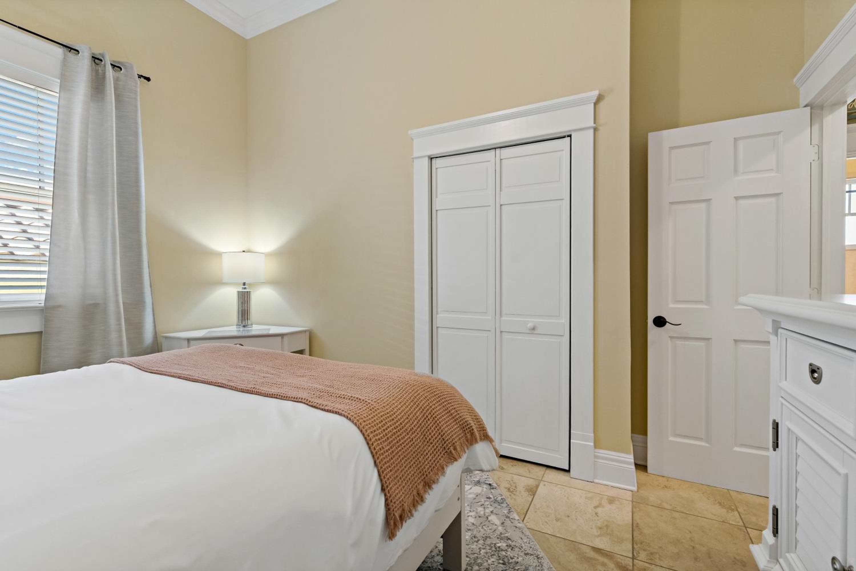 Cozy Hyde Park Home — 5