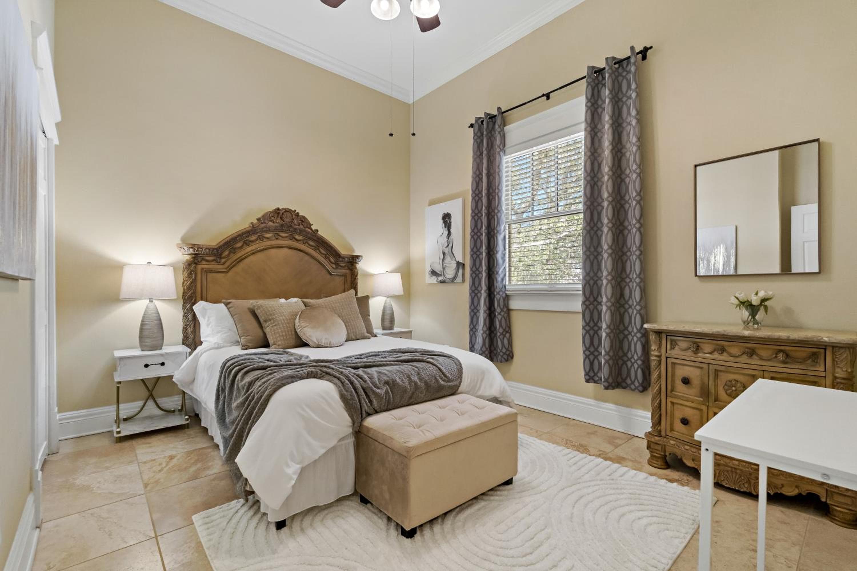 Cozy Hyde Park Home — 23
