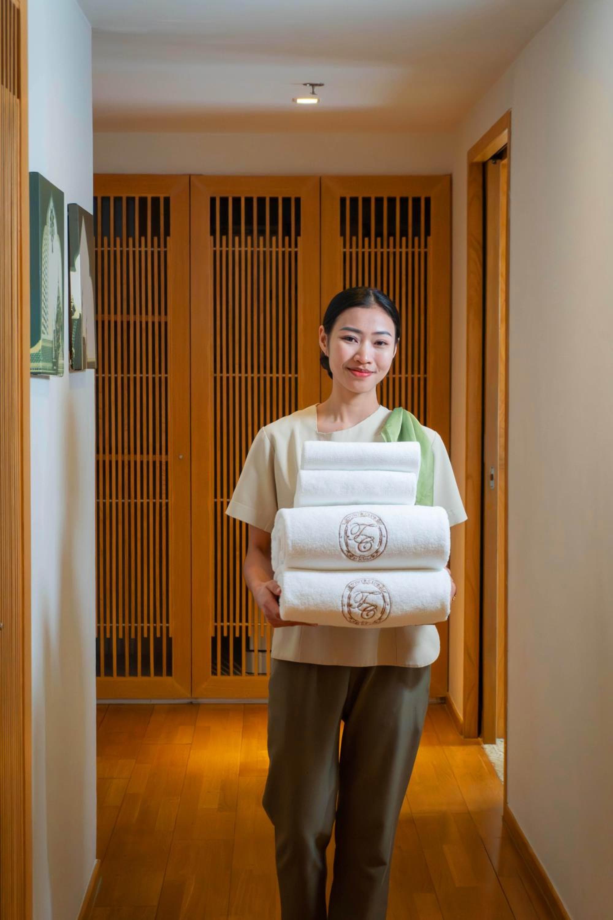 lebua at State Tower hotel, State Tower 1055 Silom Road, Bangrak, Bangkok, Thailand — photo 22