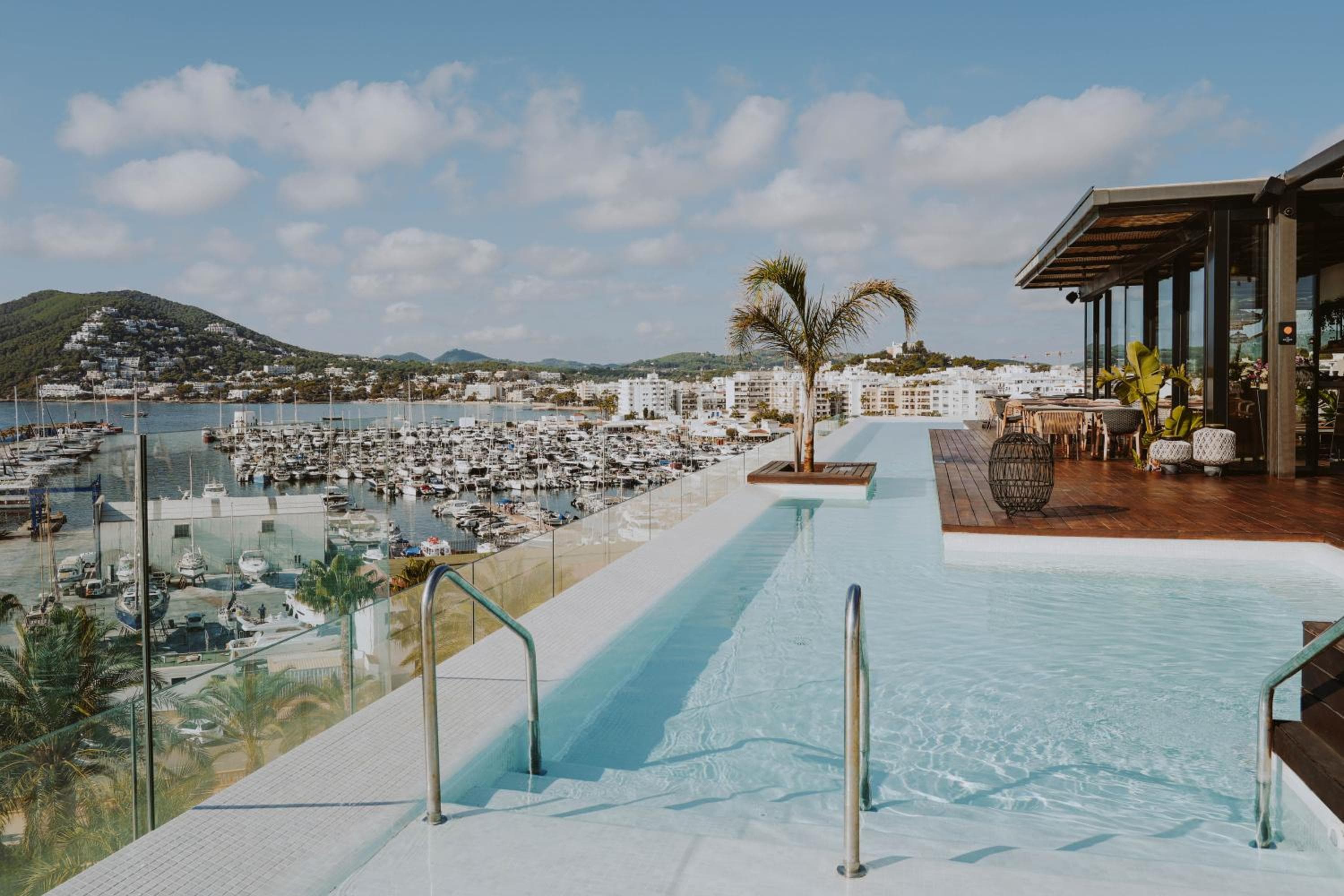 Aguas de Ibiza Grand Luxe Hotel - Piccolo hotel di lusso nel mondo — 6
