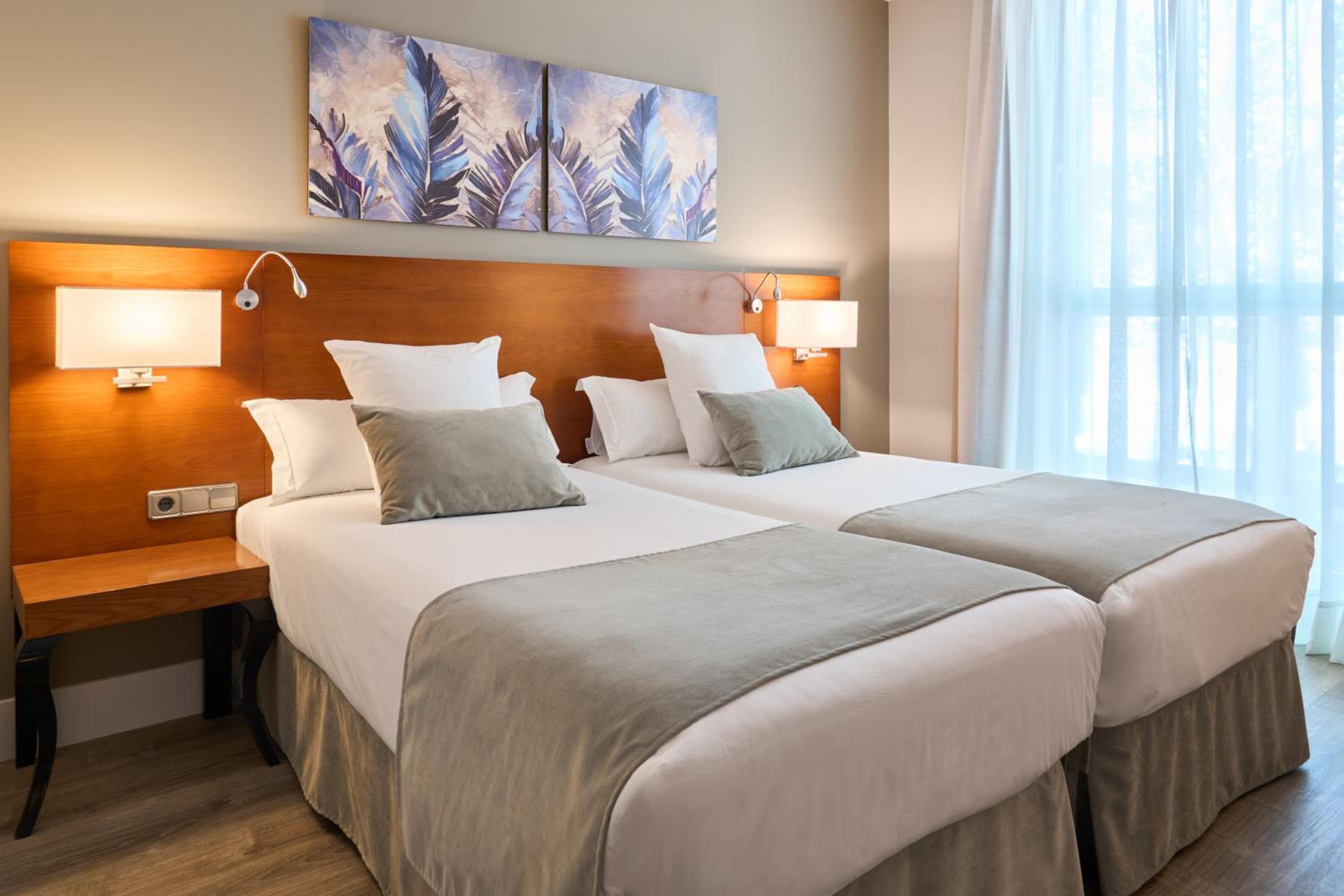 Hotel Puerta de Toledo — 1