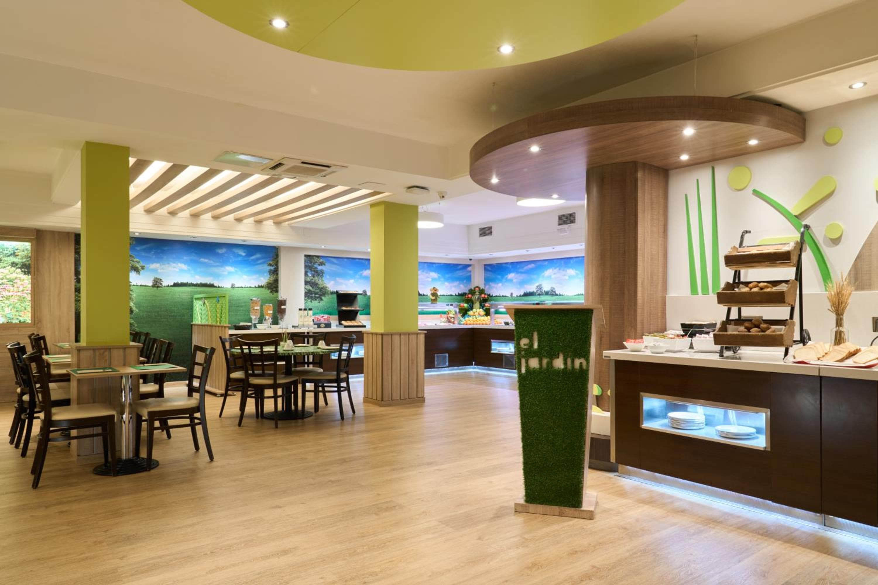 Hotel Puerta de Toledo — 21