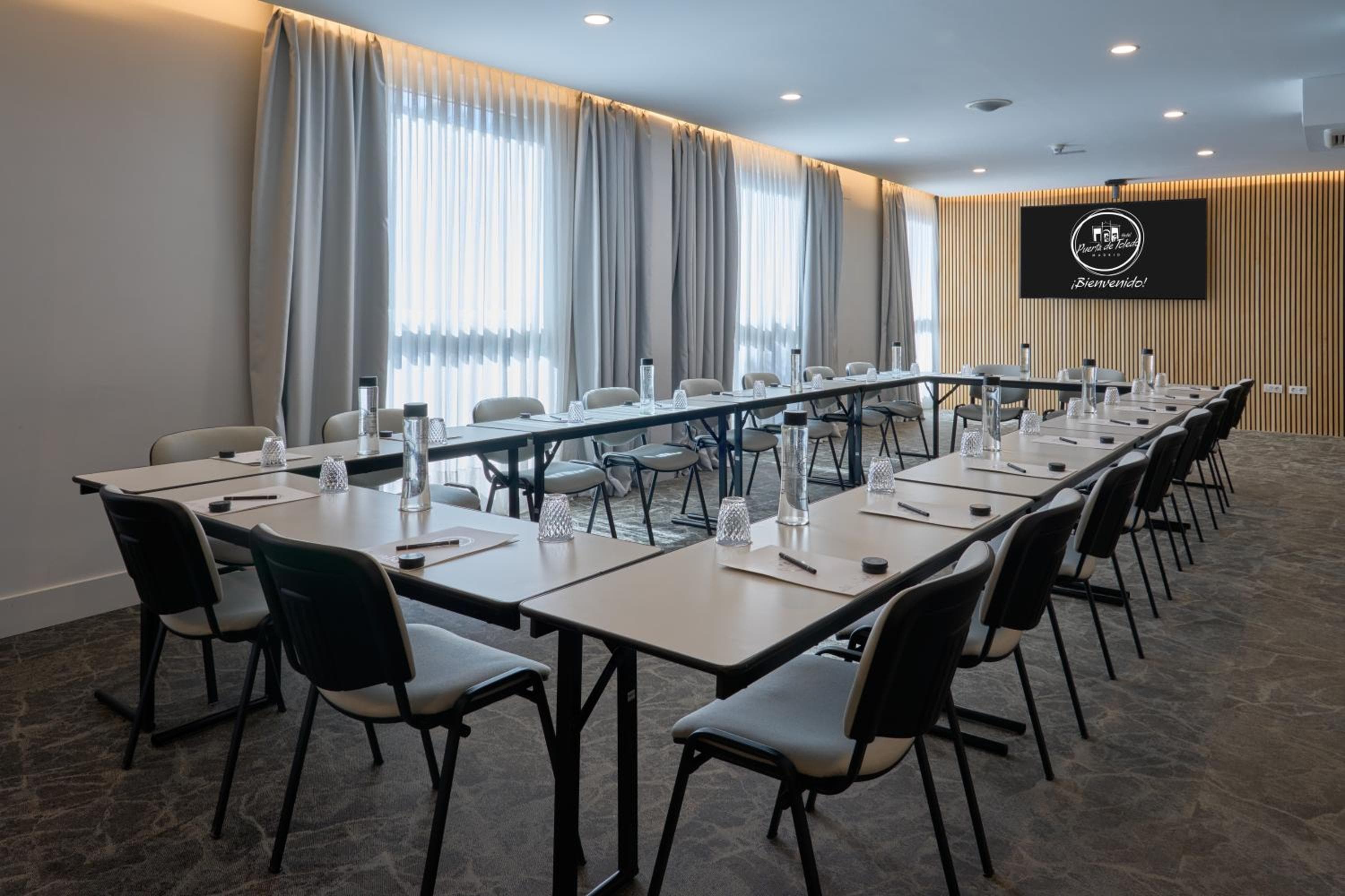 Hotel Puerta de Toledo — 22