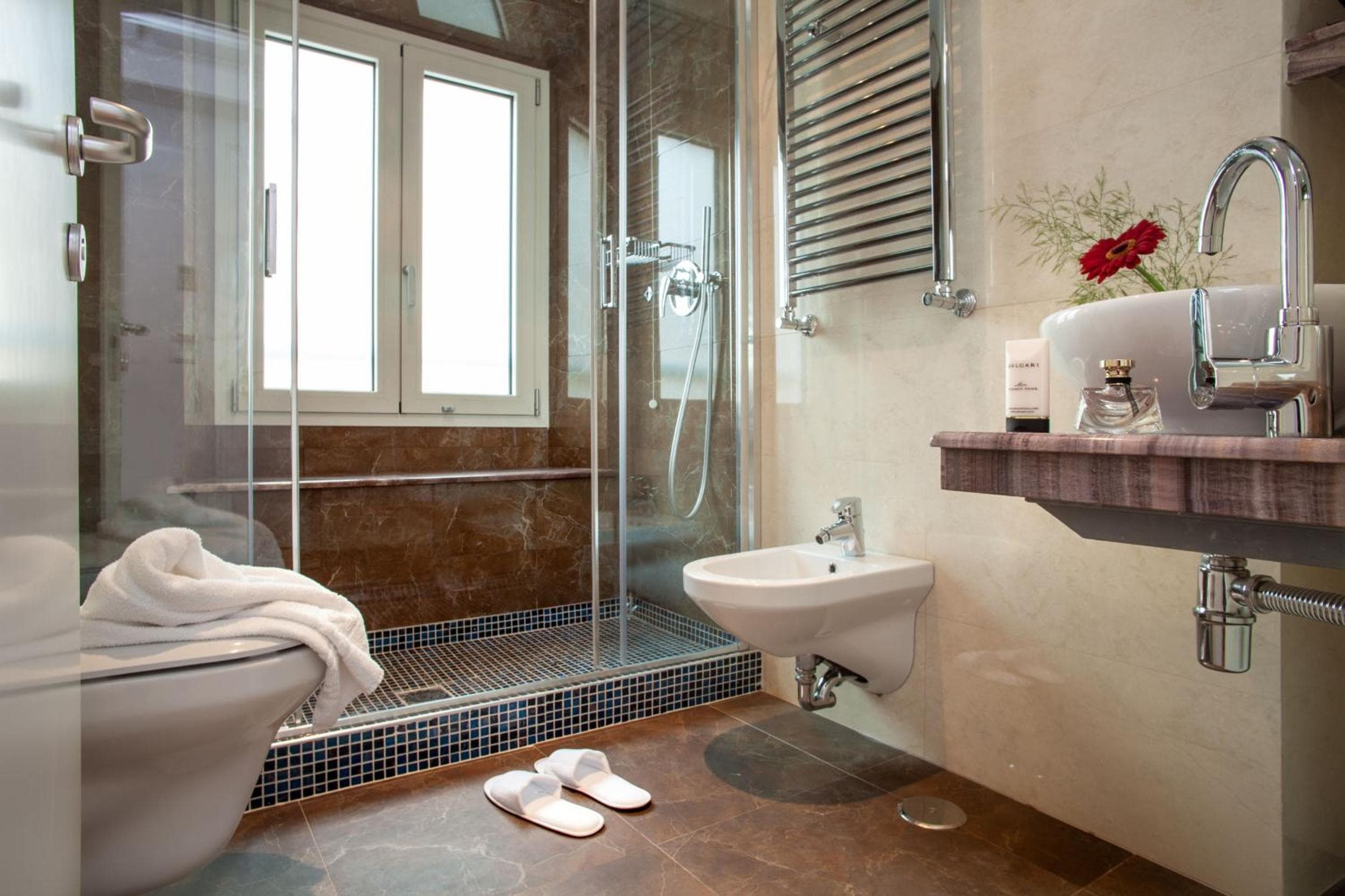 Floris Hotel — 21
