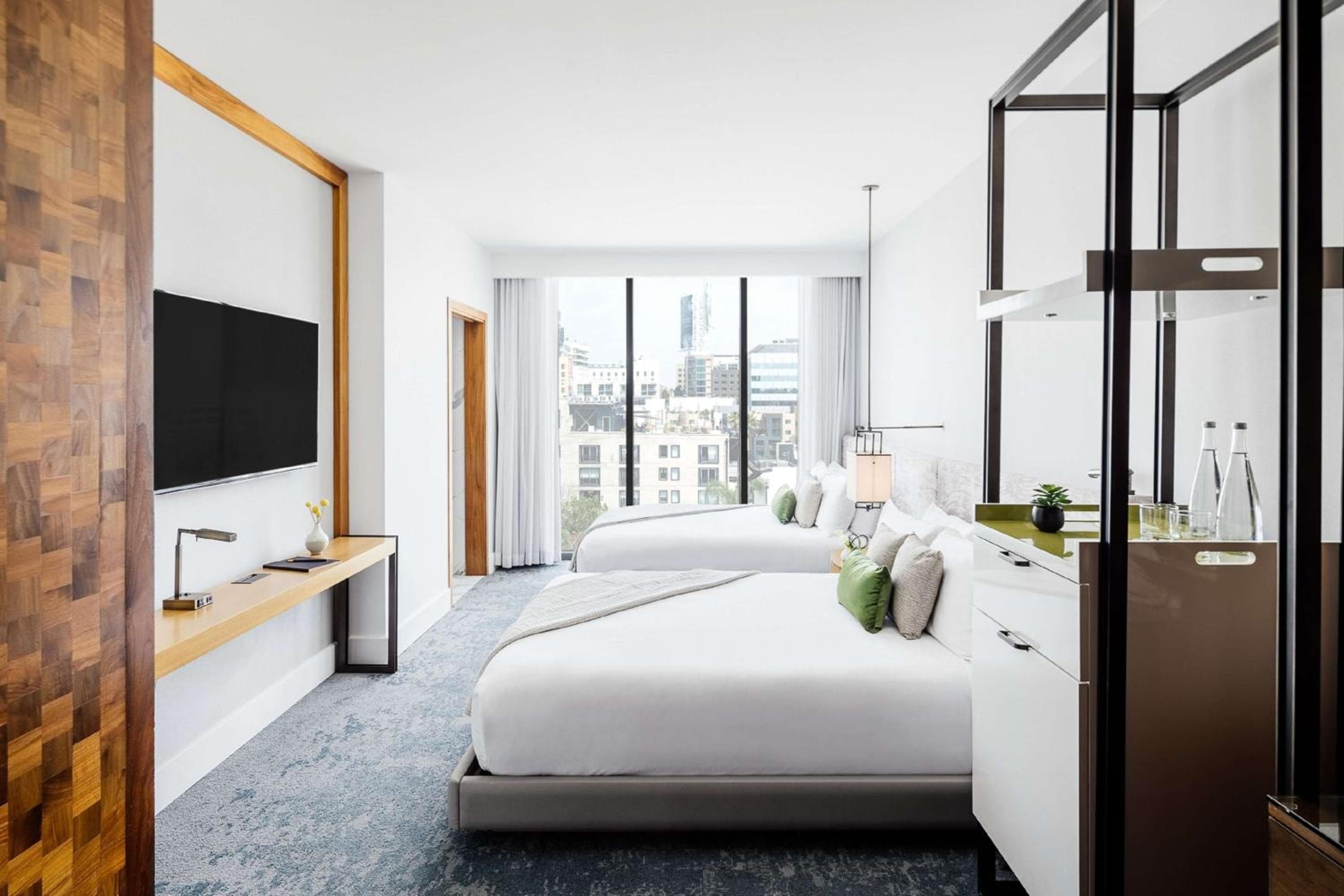 Dream Hollywood, by Hyatt — 15