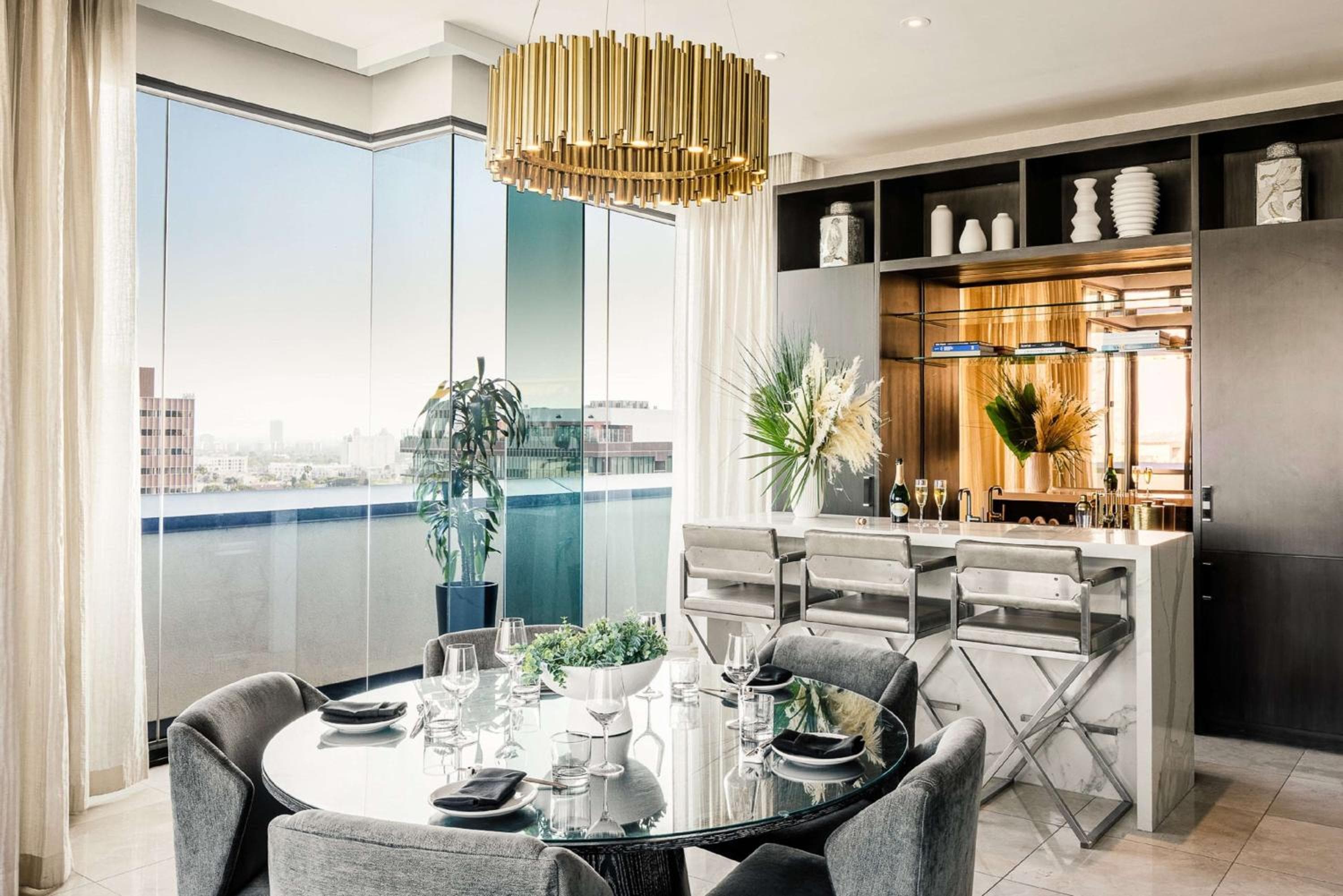 Dream Hollywood, by Hyatt — 24