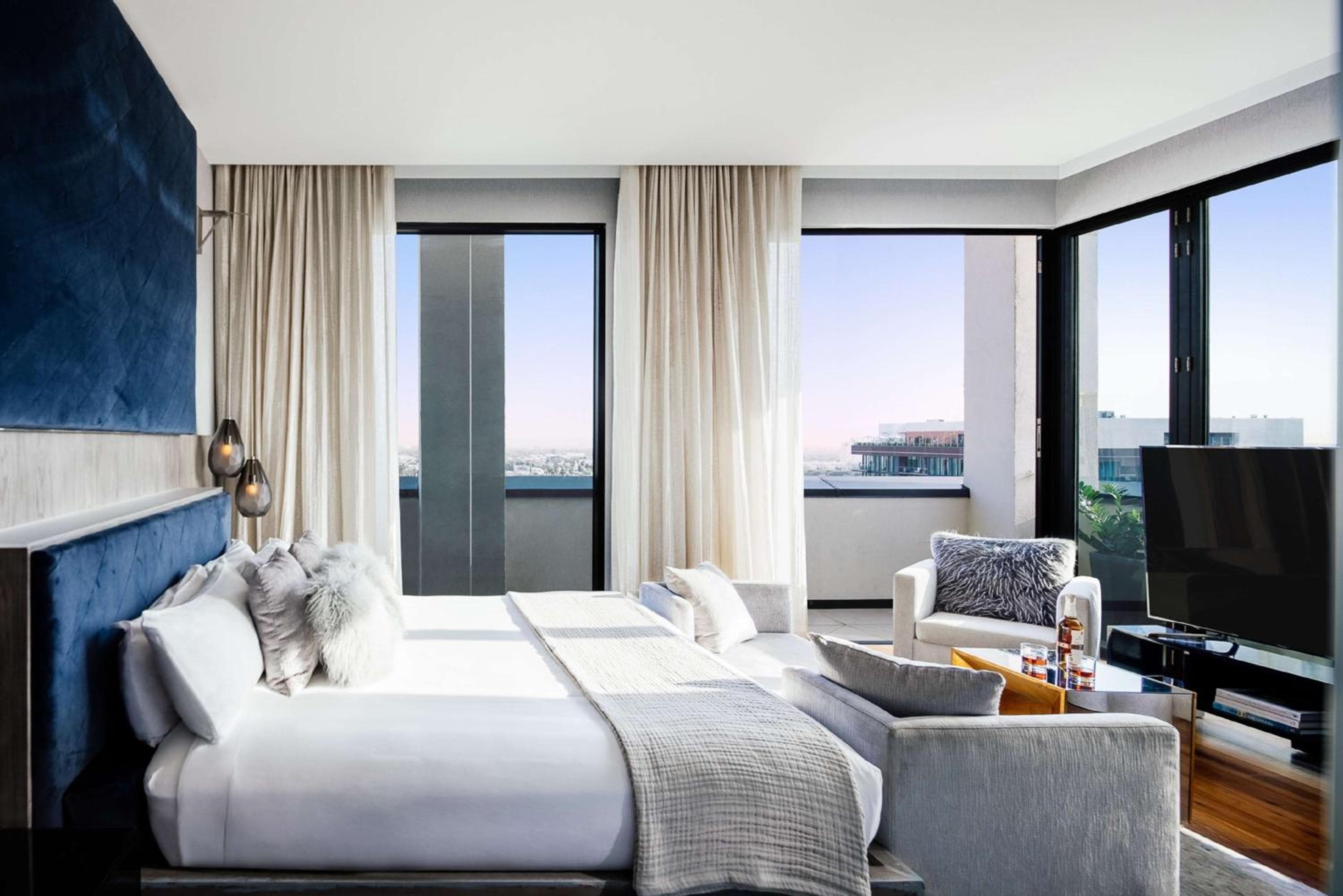 Dream Hollywood, by Hyatt — 26