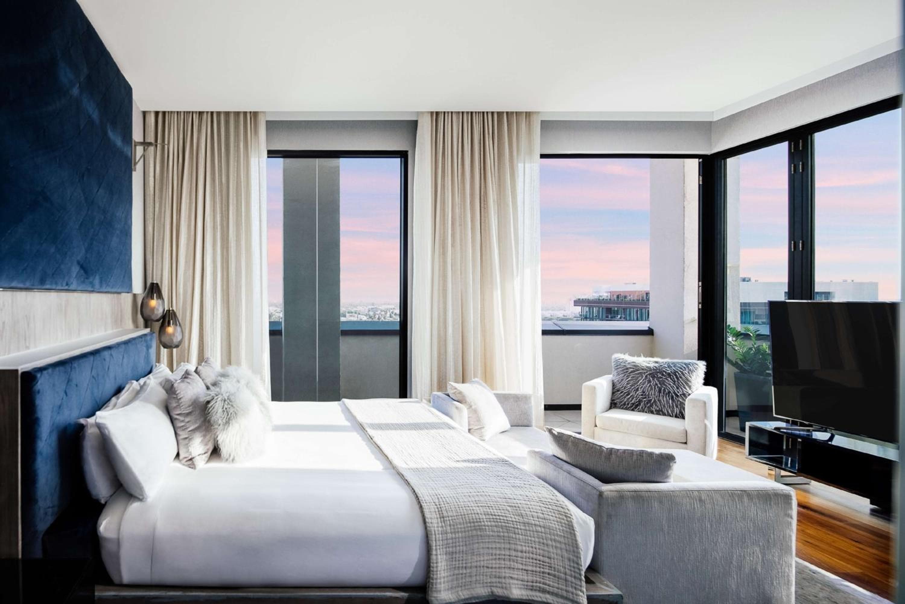 Dream Hollywood, by Hyatt — 29