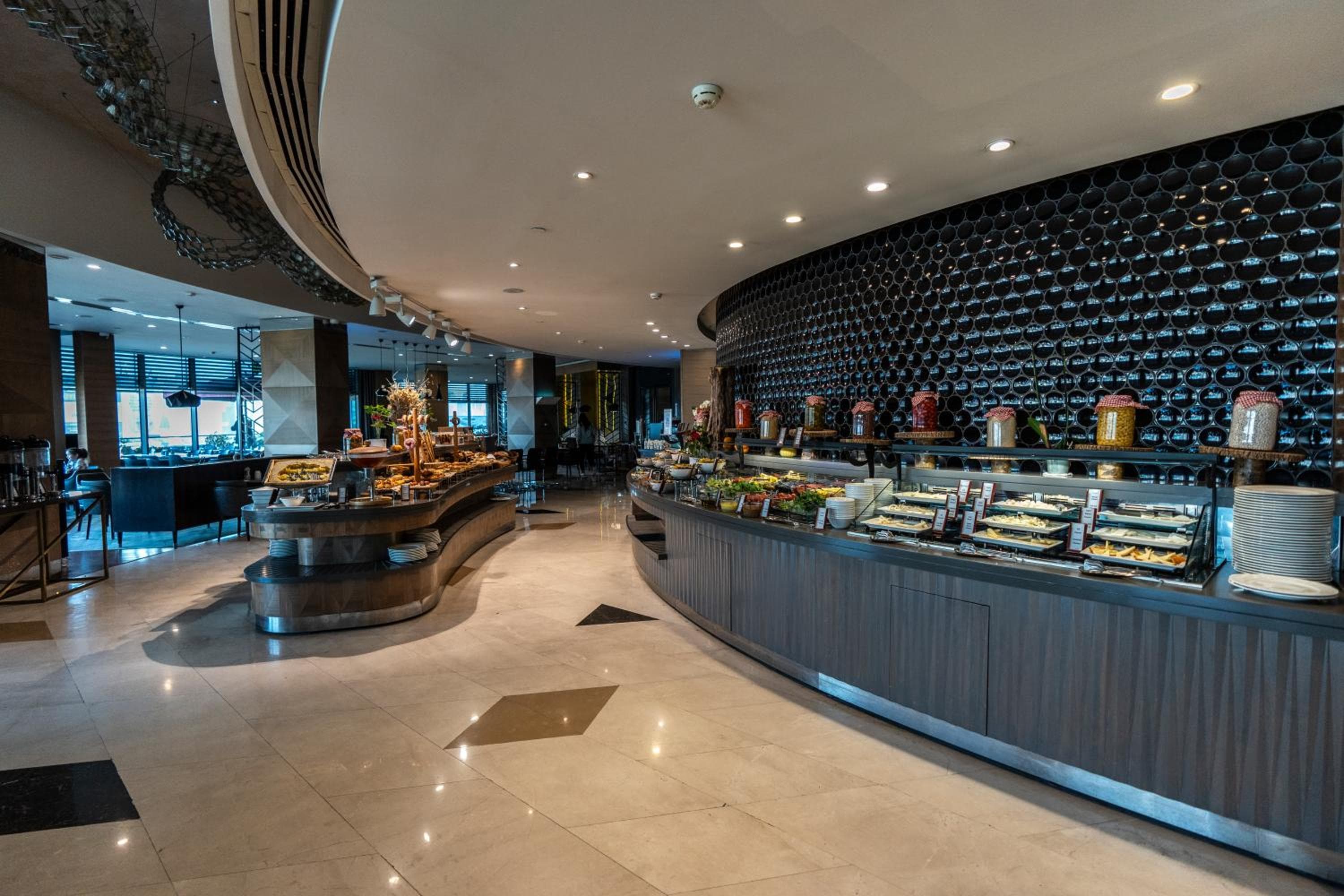 Hilton Istanbul Kozyatagi — 14