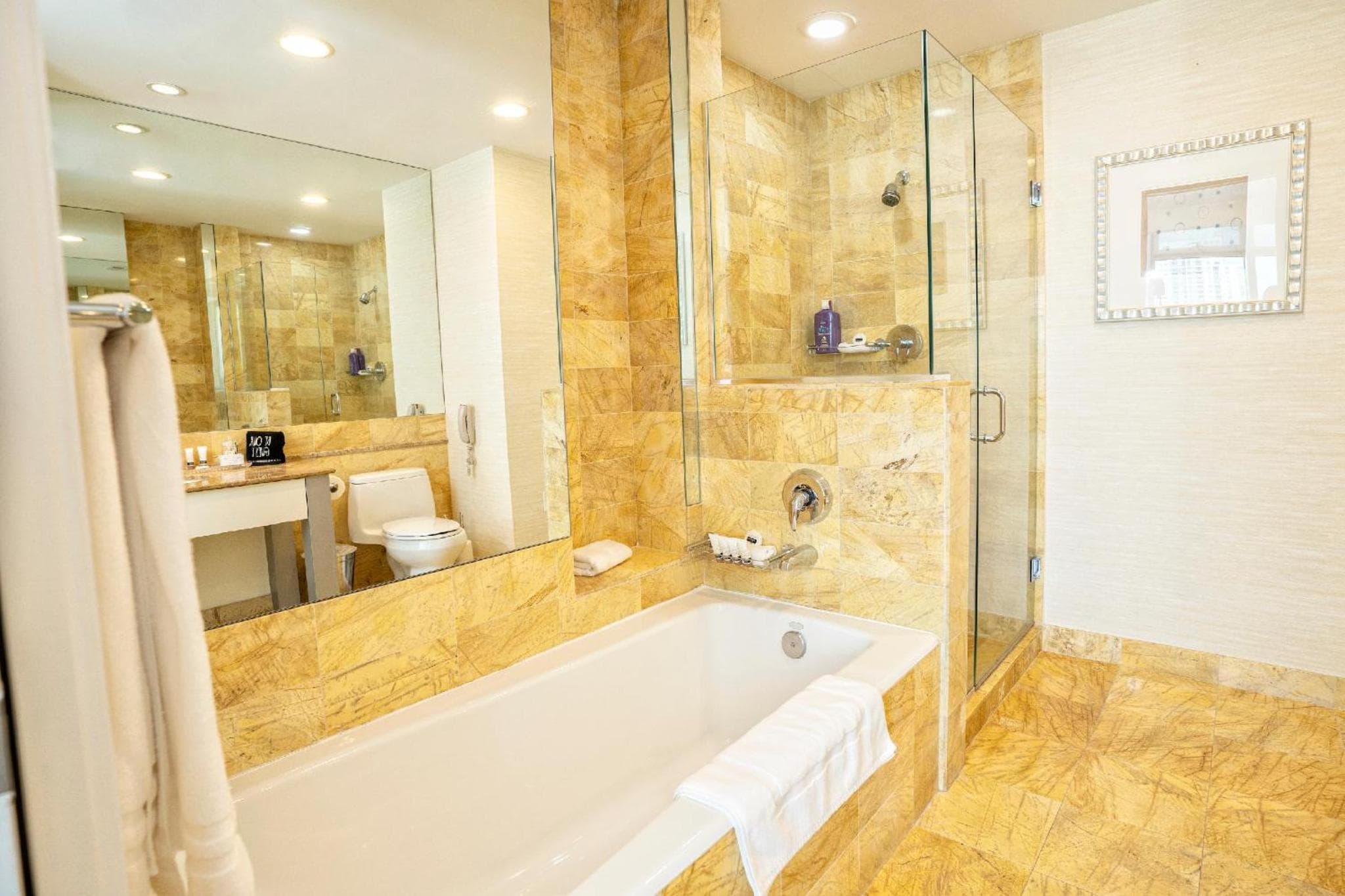 Lux Aka Brickell Condo — 16