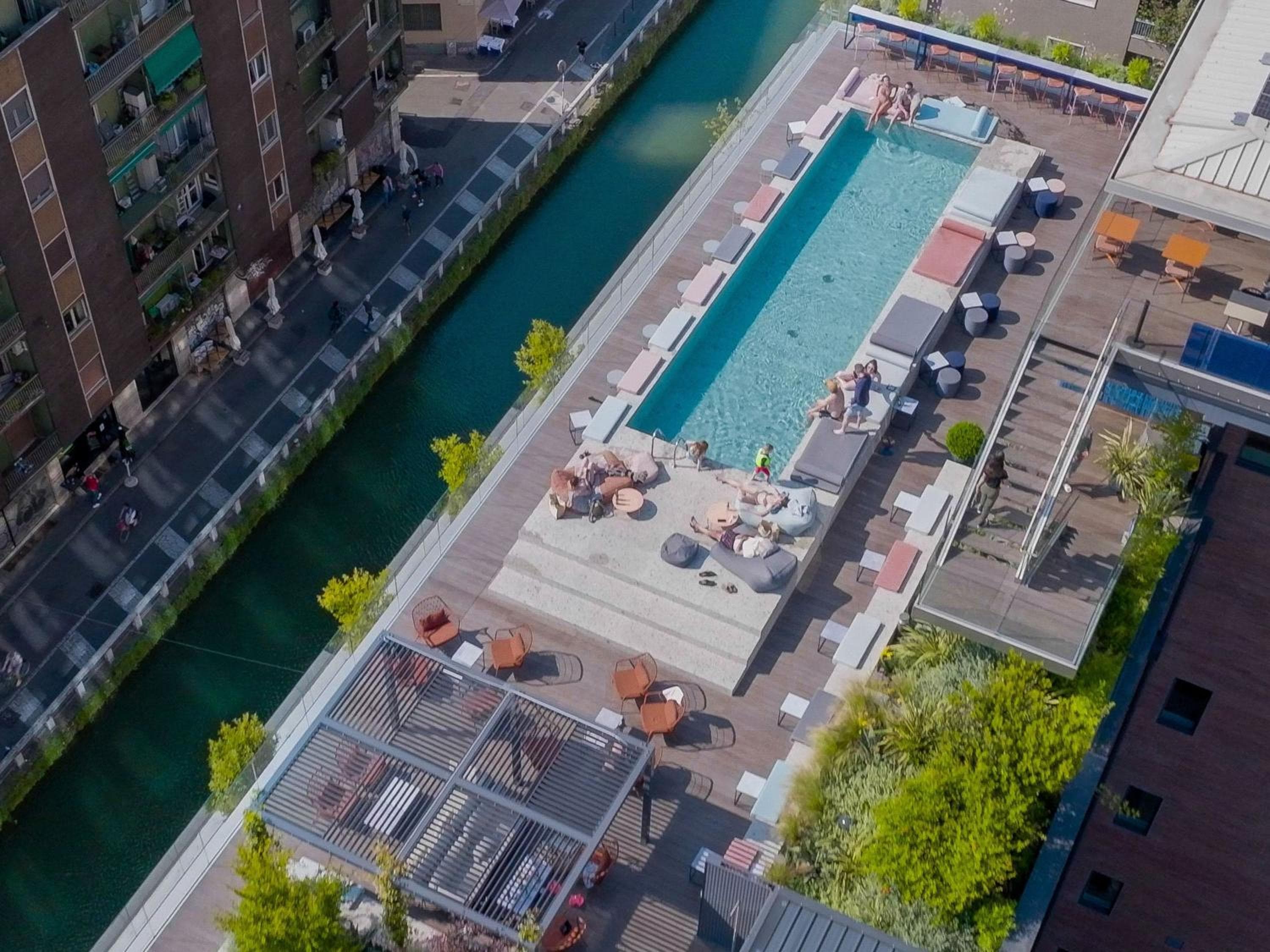 21 Haus der Geschichten Navigli — 2